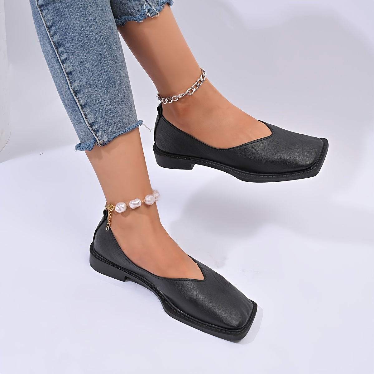 Ayollar uchun Slip-On kvadrat barmoqli balandligi sintetik past blok poyabzal, kundalik kiyim uchun oyoq kiyim