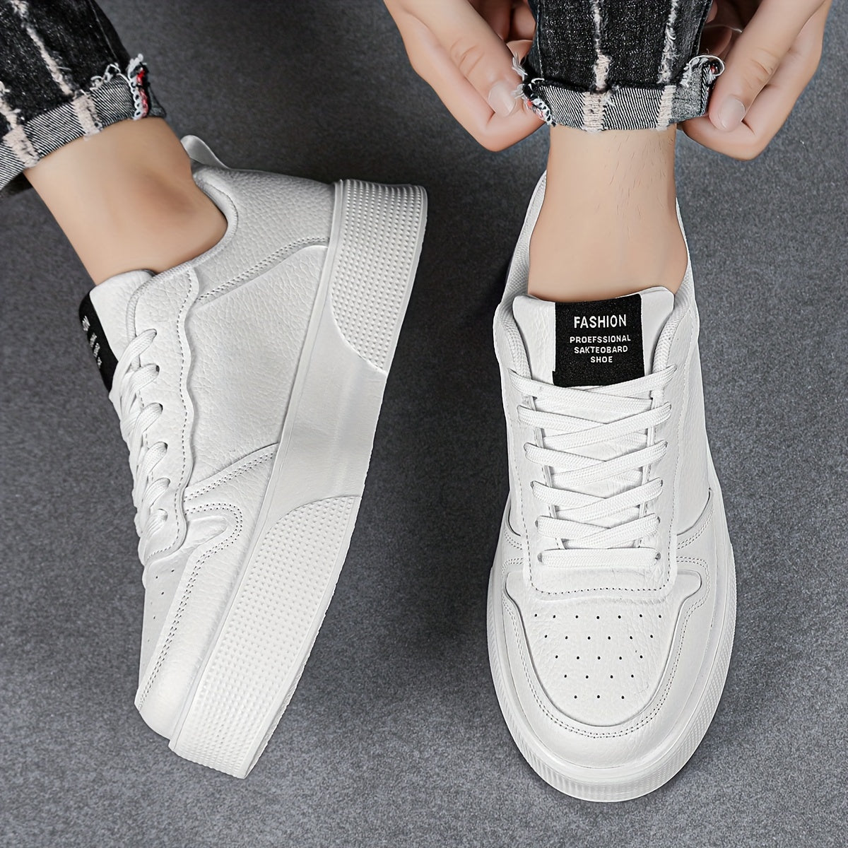 Erkaklar uchun bog'ichli tasodifiy sport poyabzallari, bir xil rangda, ko'p maqsadli dizayn, qulay va nozik, balandlikni oshirish uchun qalin taglik.