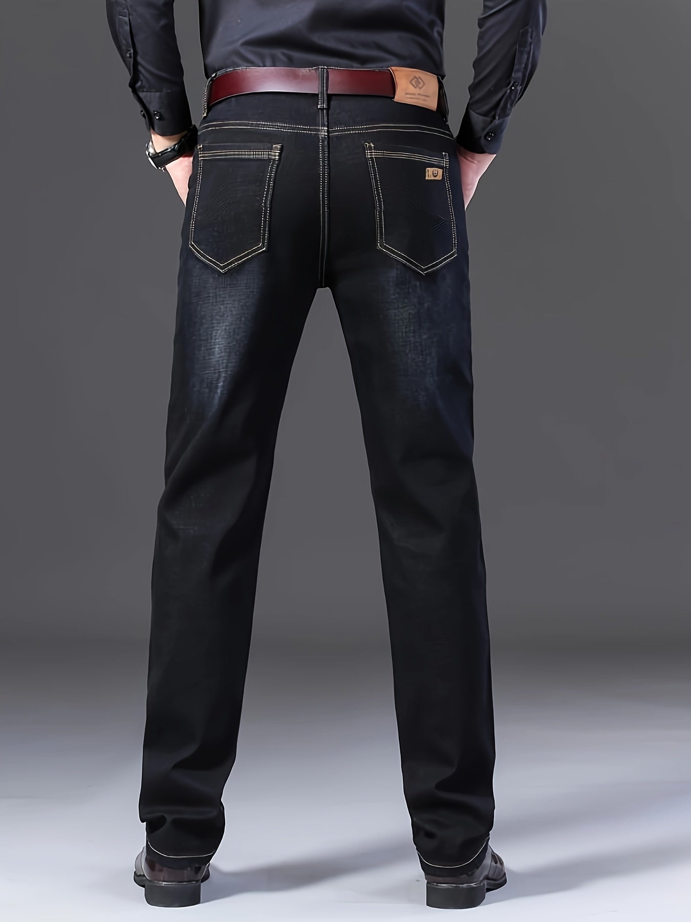 Men's Solid Denim Jeans with Light Business Style Straight Leg Slightly Stretchy Casual Pants