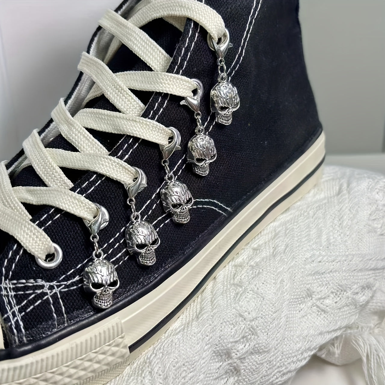 Unisex Zinc Alloy Skull Shoe Charms for Sneakers and Canvas Shoes
