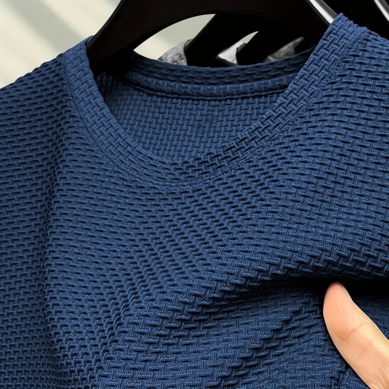 Men's Breathable Stretch Solid Color T-Shirt for Casual Summer Activities