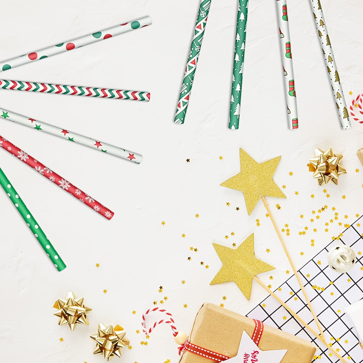Set of 25 Christmas Holiday Pattern Disposable Paper Straws for Parties and Celebrations