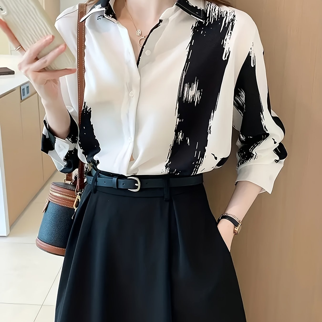 Women's Spring and Autumn Casual Shirt with Brush Print and Turnover Collar