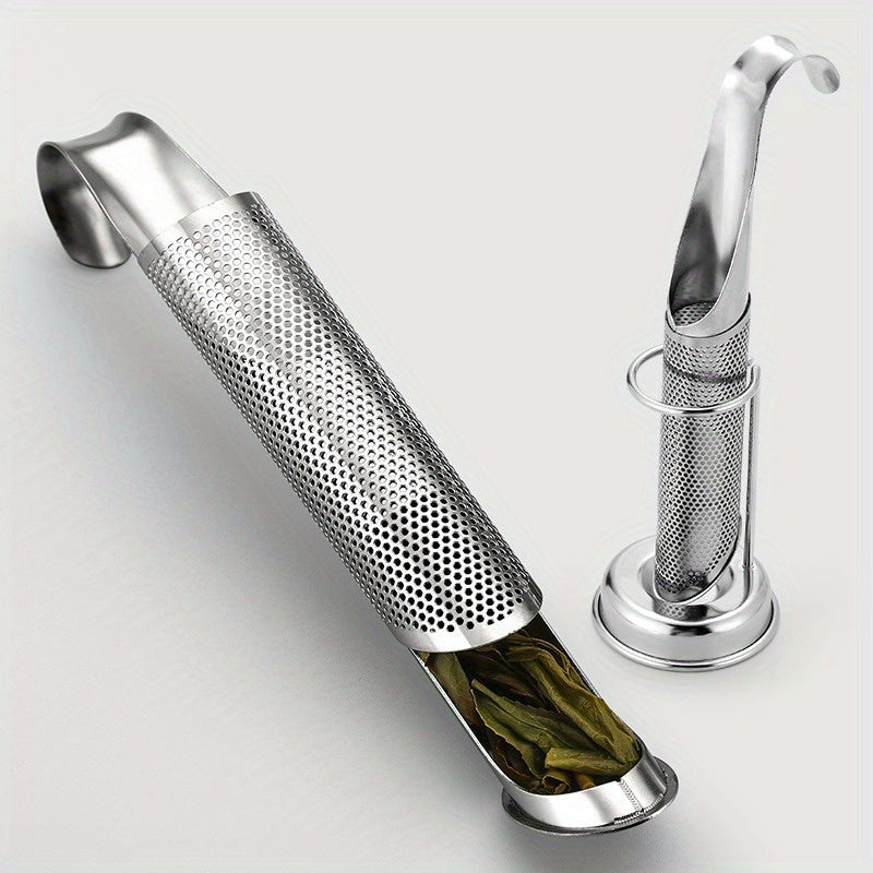 Oson ishlatiladigan choy damlash to'plami zanglamaydigan po'latdan yasalgan osma choy filtr ekranini o'z ichiga oladi, bu esa muammosiz choy tayyorlash tajribasini izlayotganlar uchun va har qanday oqishlarni oldini olish uchun mukammaldir.