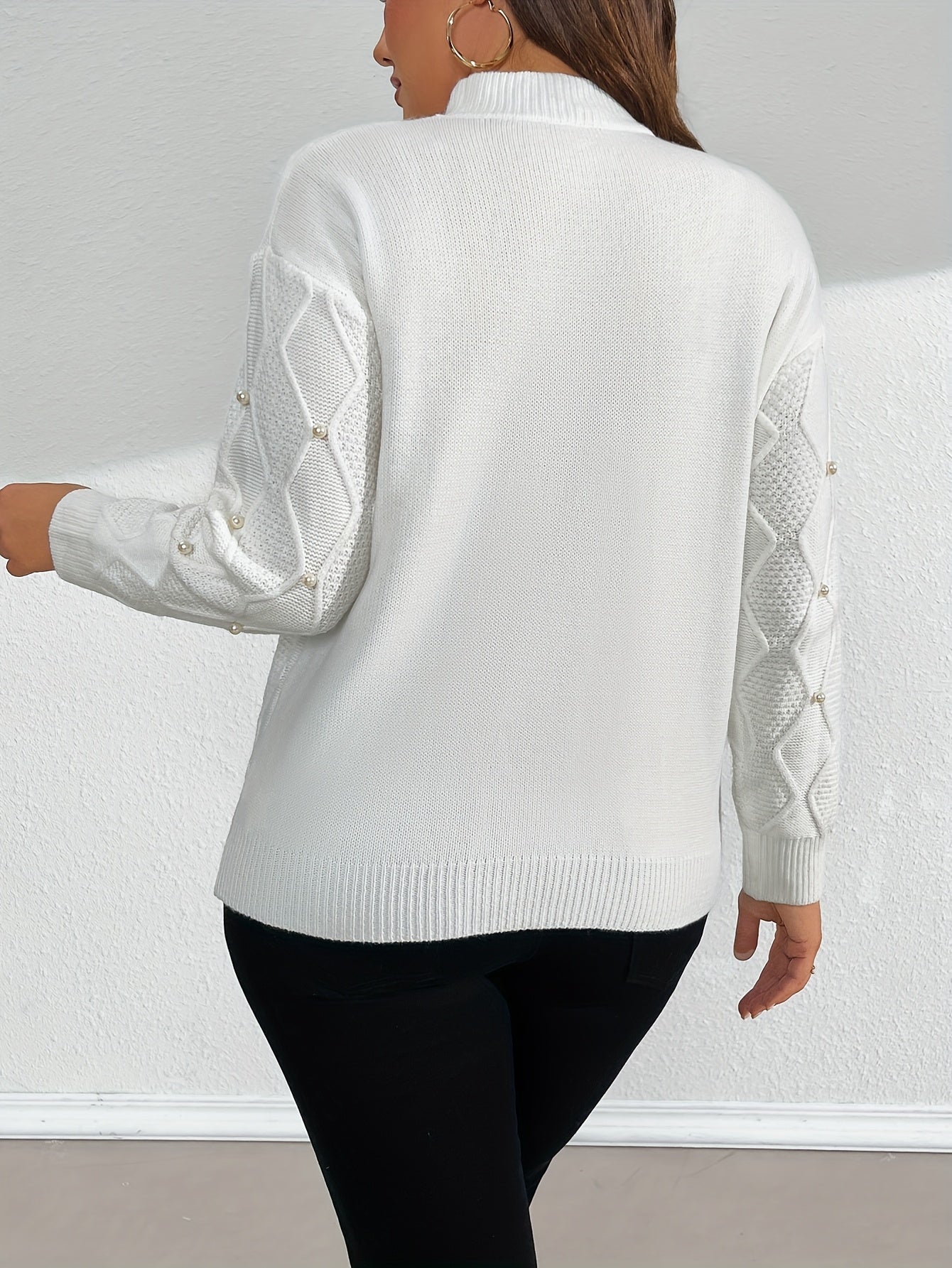 Women's Knit Sweater Long Sleeve Crew Neck Pearl Embellished Polyester Blend