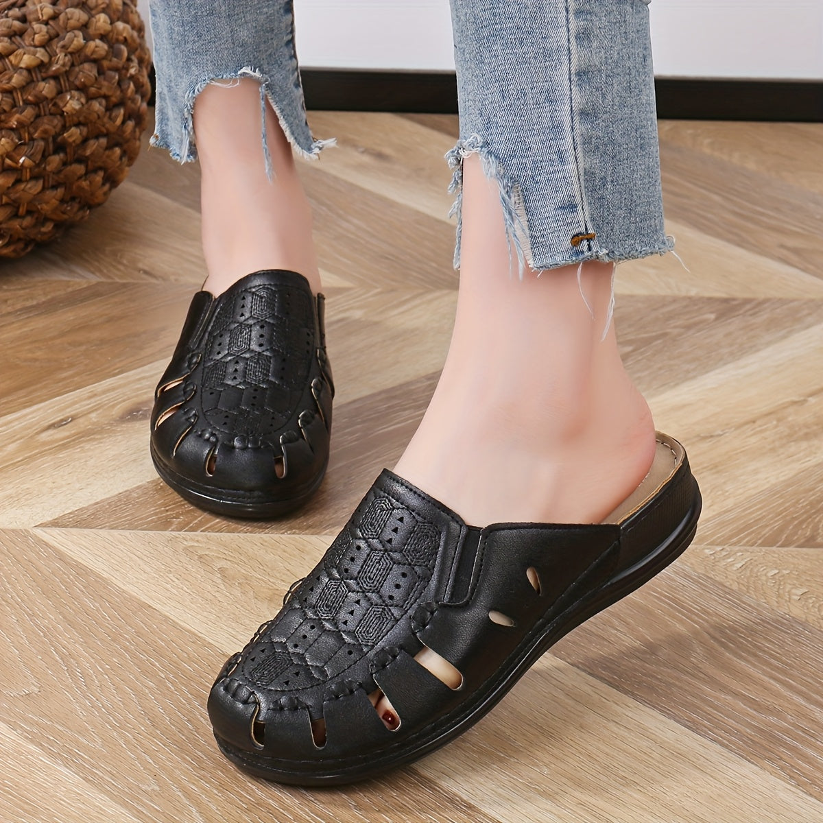 Women's Embroidered PU Slide Sandals Beige Wedge Casual Breathable