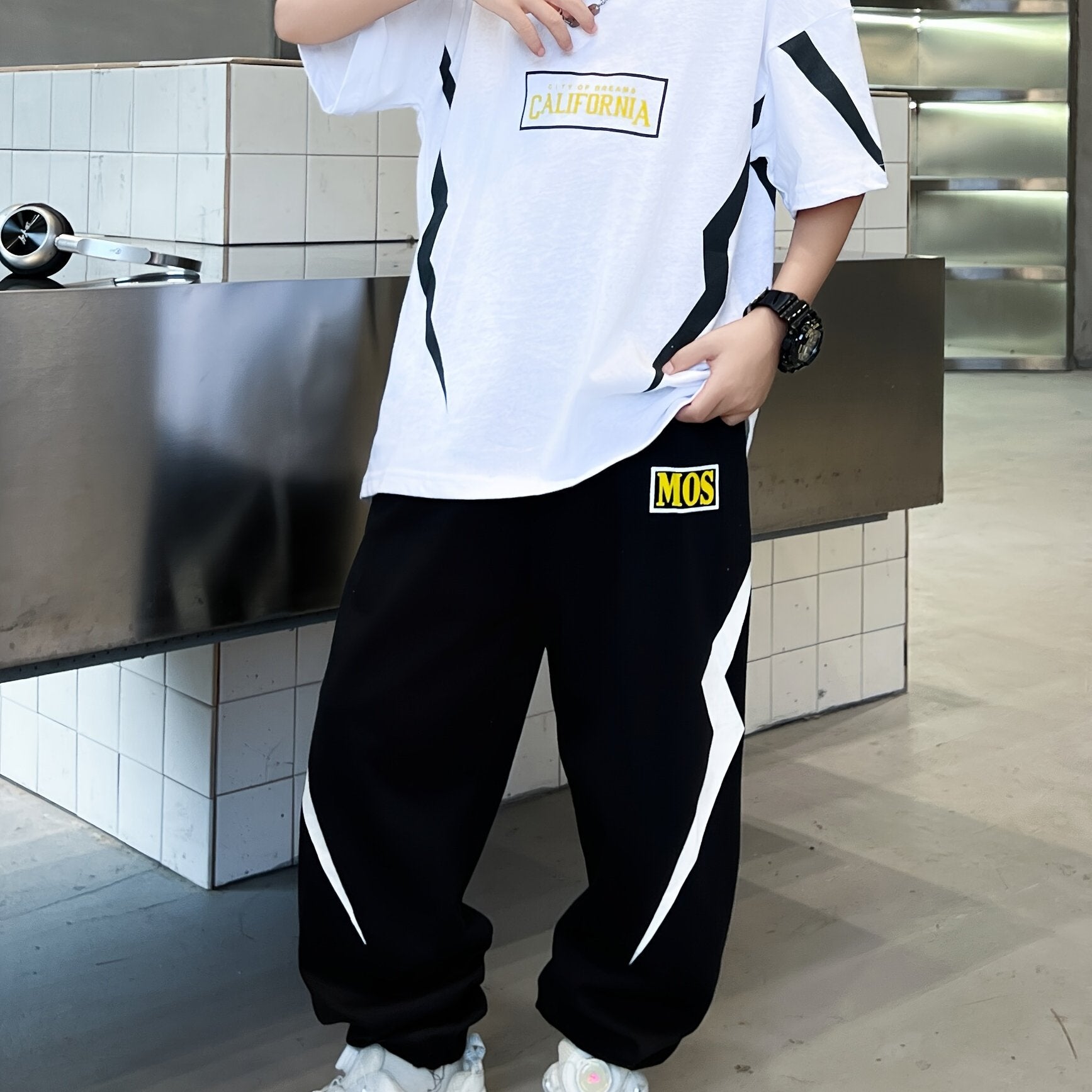 Boys' Medium-Large Sports Suit with Lightning Print Short Sleeve Long Pants Spring Summer Casual