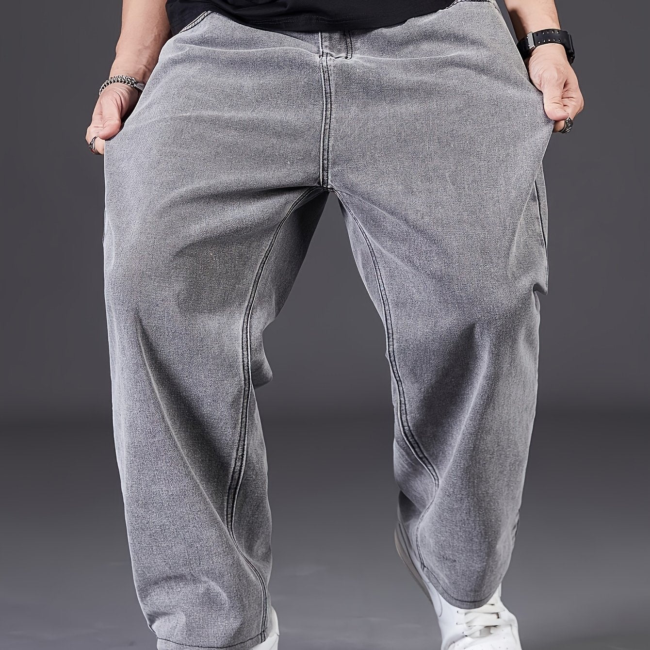 Erkaklar uchun plussiz to'g'ri oyoq jinsilari, yuvilgan detali bilan, keng kesim, cho'zilmaydigan paxta aralashmasi mato. Bahor/kovak mavsumi uchun mos. UserDefaults#TD9904.