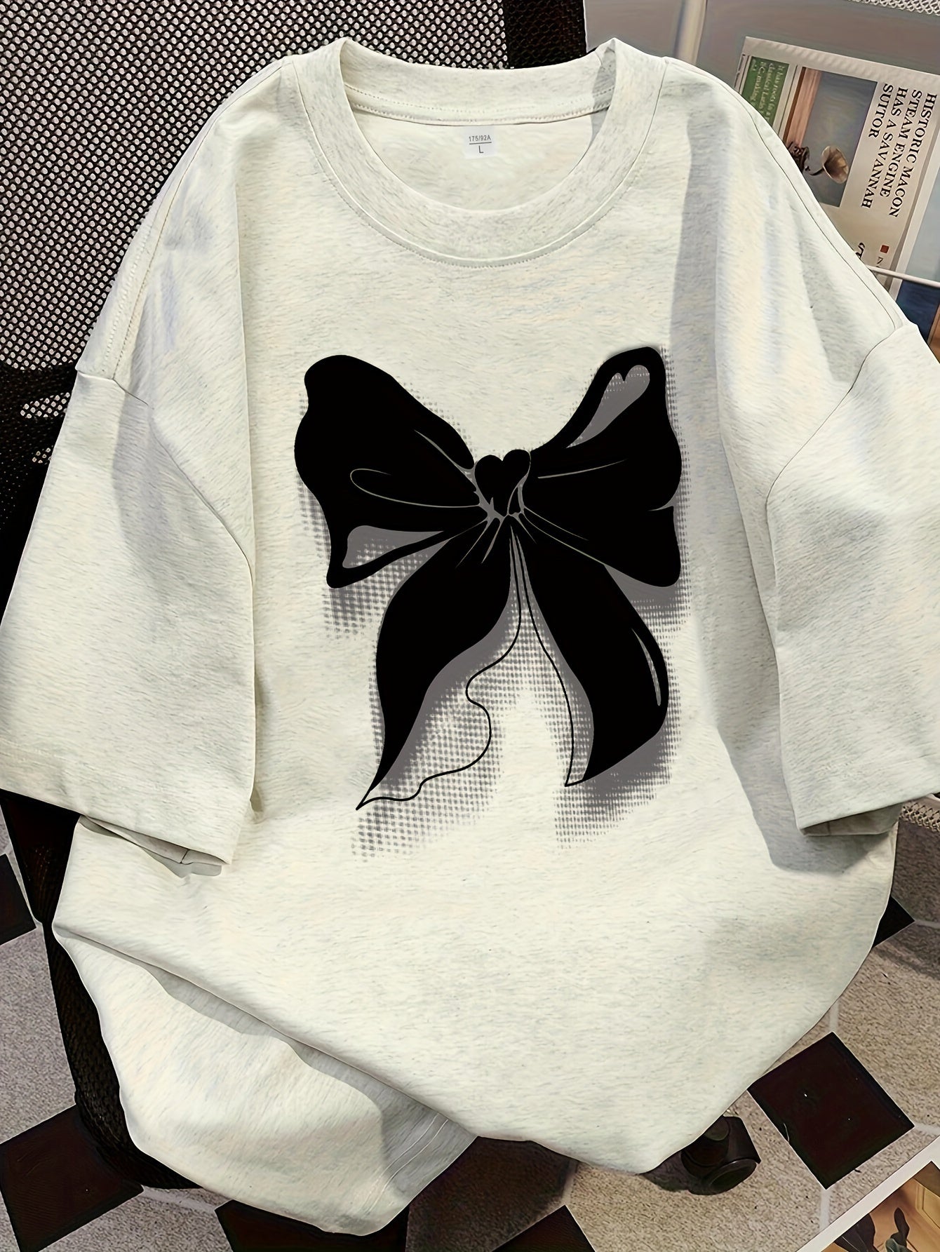 Women's Oversized White Bow Print Y2K Style Cotton T-Shirt with Short Sleeves
