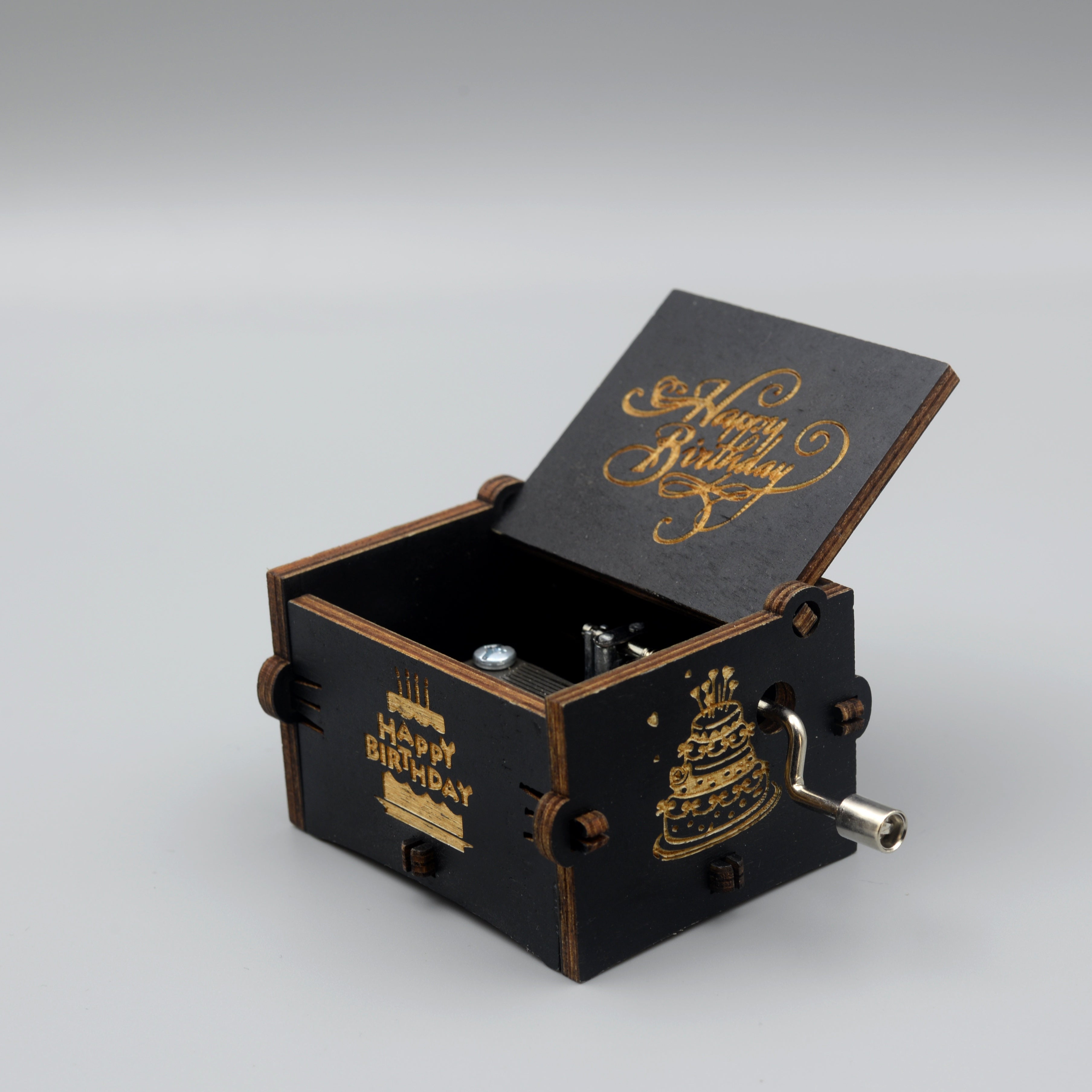 Винтажная деревянная музыкальная шкатулка с ручным приводом и мелодией "С днём рождения", не требует электричества, идеально подходит для дней рождения, Дня святого Валентина и Рождества.
