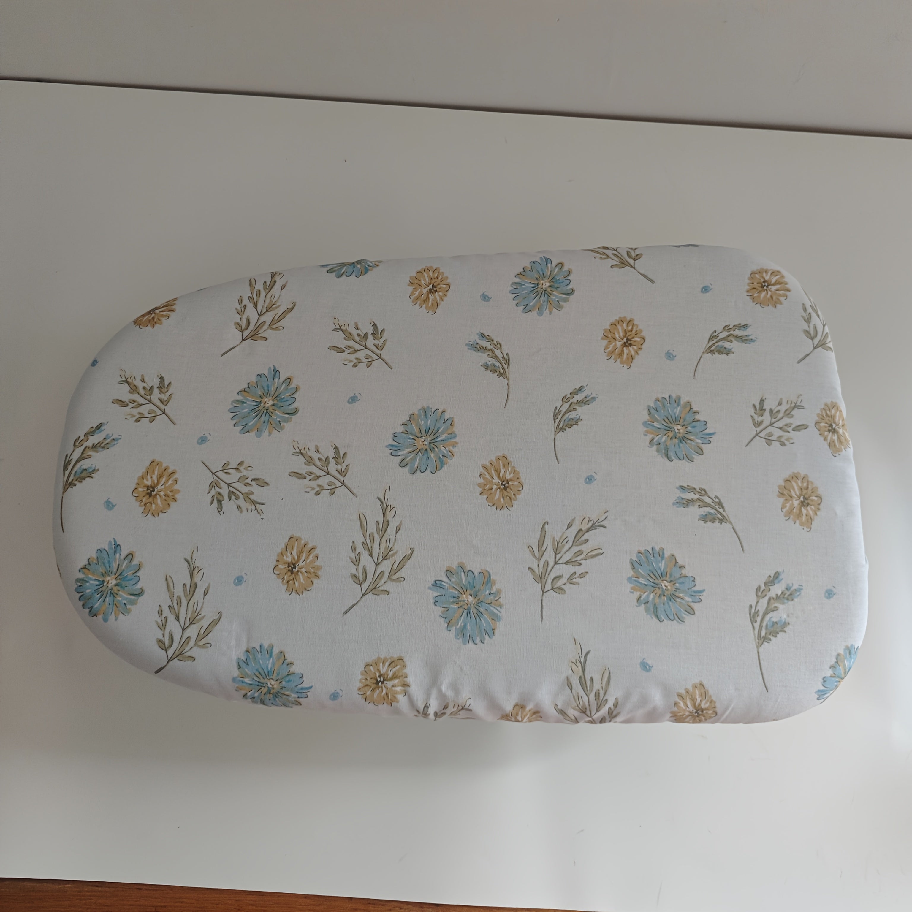 Tabla de planchar plegable compacta para camisas y trajes, portátil, de escritorio, sin electricidad