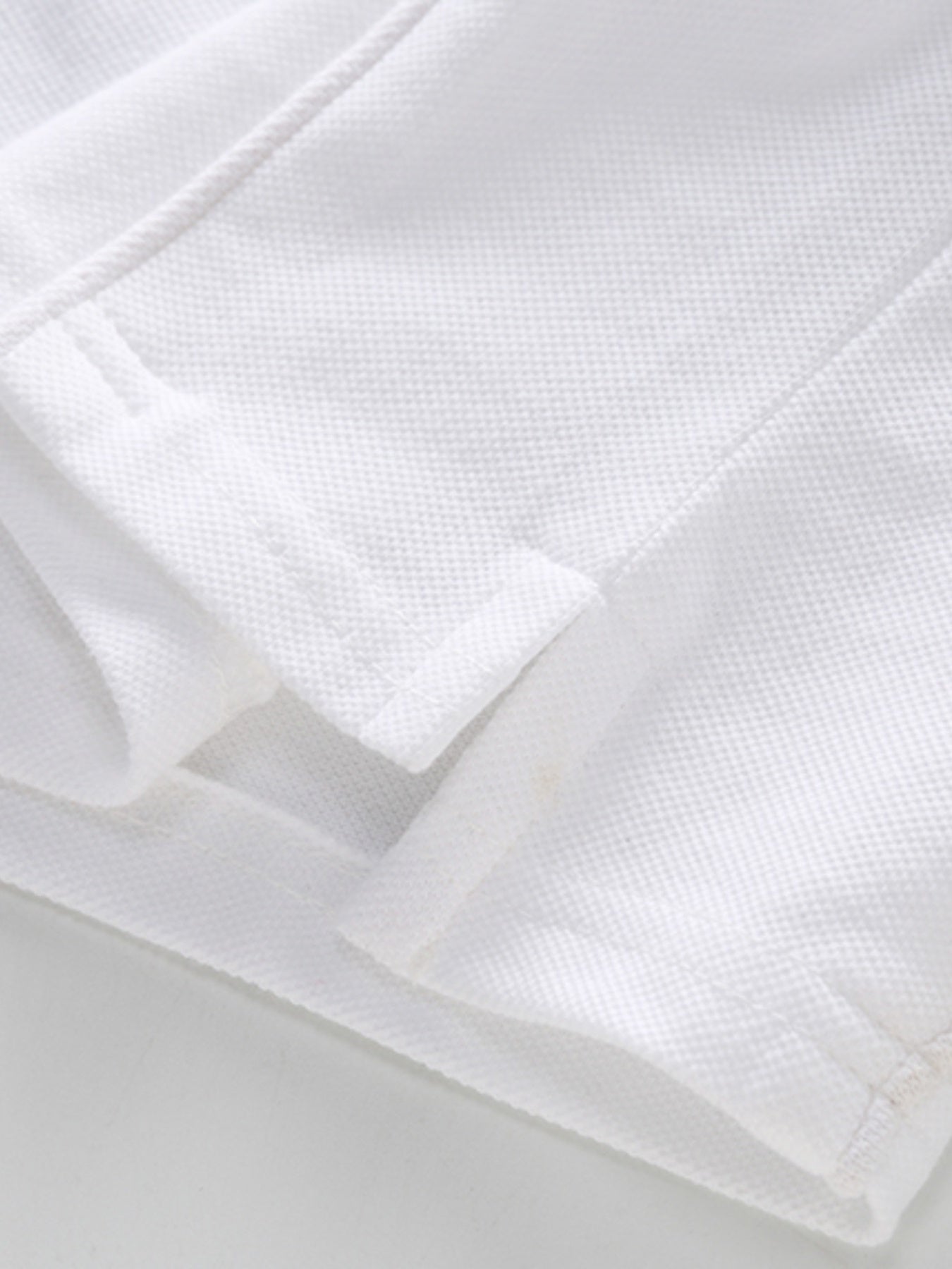 TS Erkaklar uchun Katta O'lchamdagi Oq Paxta Ko'ylak, Logo, Qizil va Qora Trim, Yengil Matolar, Mashinada Yuvish Mumkin, Norasmiy/Ta'til Uslubi, Katta O'lchamdagi Norasmiy T-Shirt.