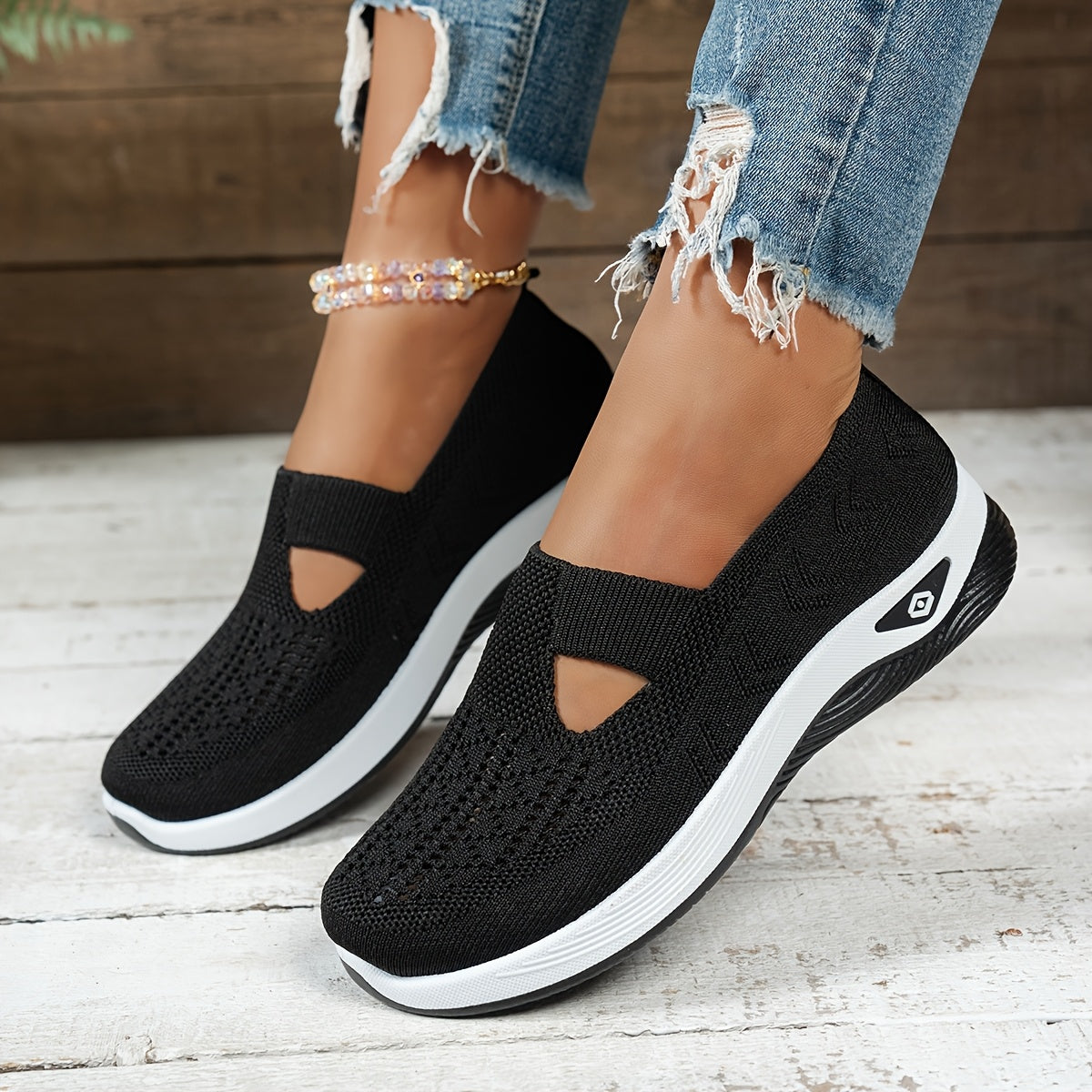 Women's Breathable Knit Slip-On Sneakers Lightweight Non-Slip Casual Shoes