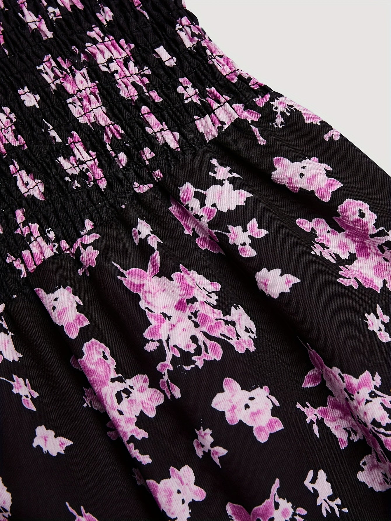 Vestido de talla grande con estampado floral, cintura fruncida, escote cuadrado, mangas cortas y lazo frontal