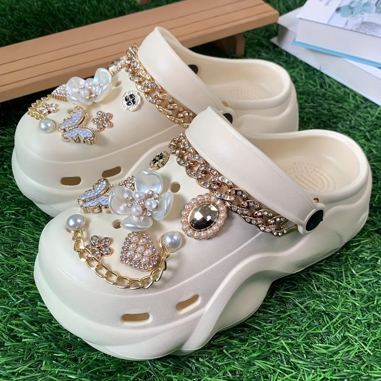 Women's EVA Slip-On Shoes Summer Casual With Flower and Rhinestone Details