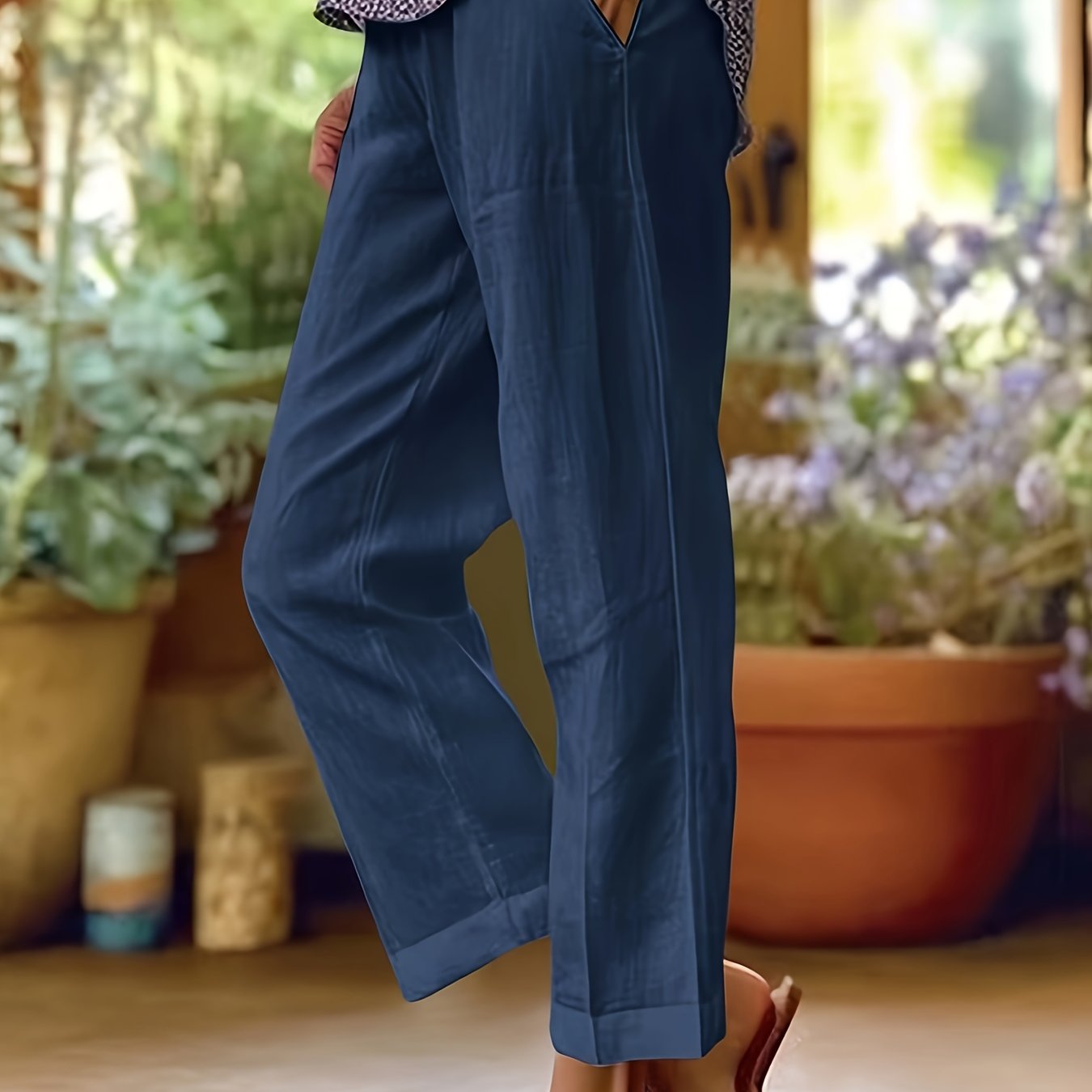 Plus Size Women's Elastic Waist Casual Pants with Pockets Solid Color
