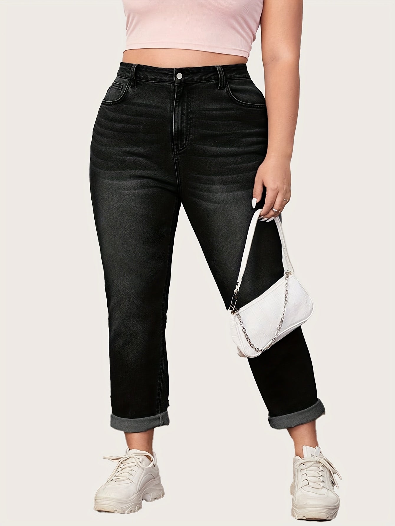 Ayollar uchun kundalik kengaytirilgan jinsilar, qora yuvilgan, tugma bilan yopiladigan, barcha mavsum uchun qulaylik