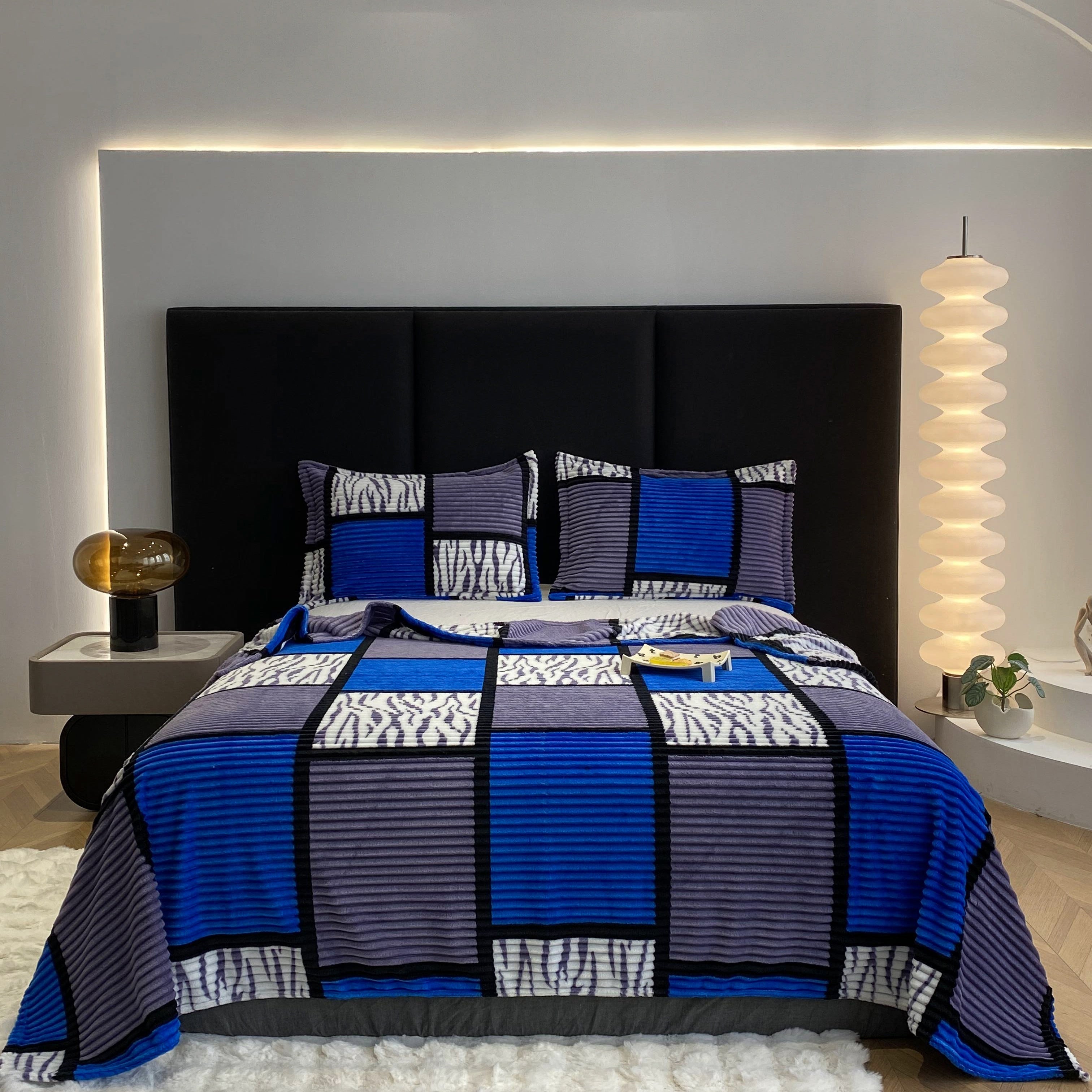 Geometric Square Grid Milk Fleece Throw Blanket for All Seasons