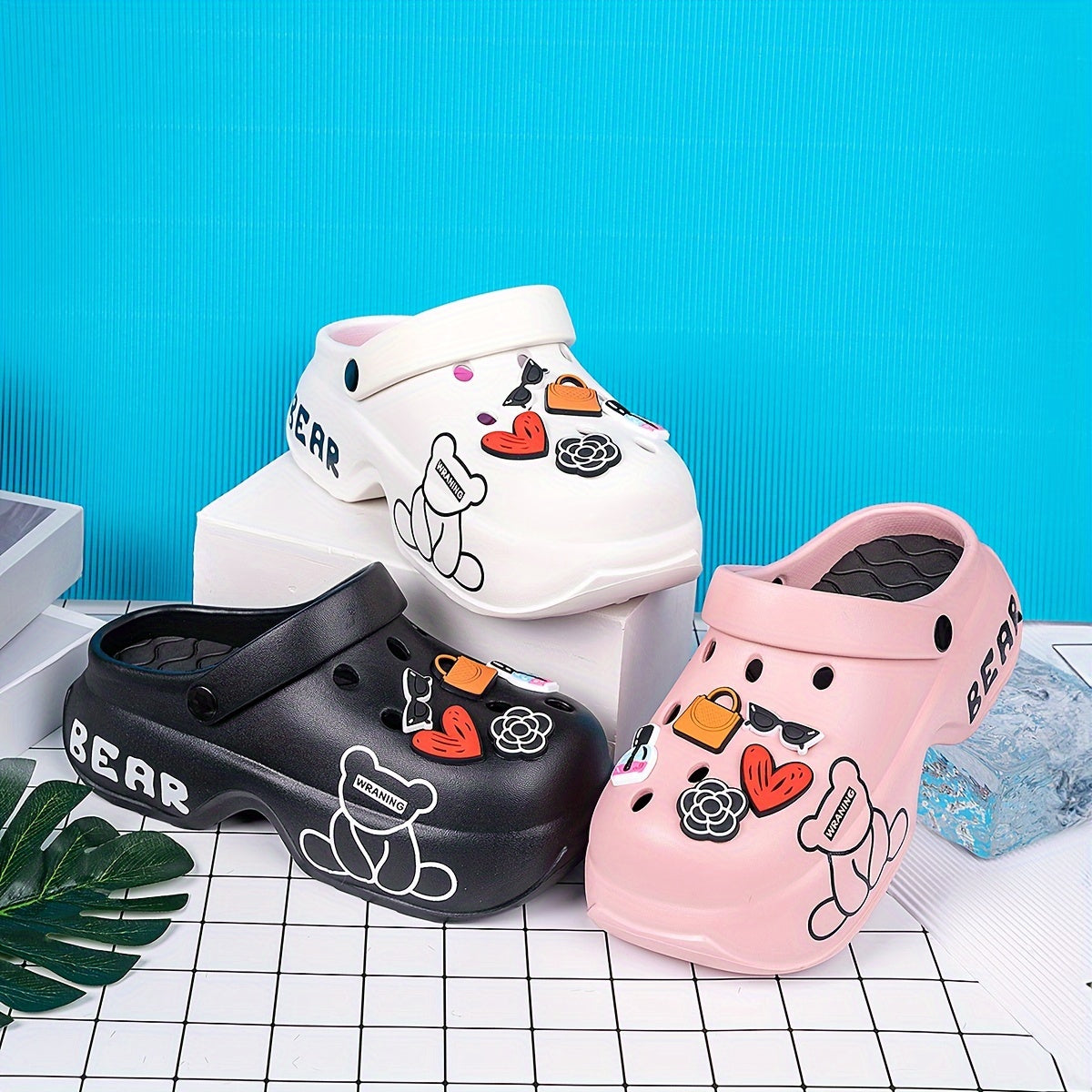 Women's Bear Print Slip-On Clogs Breathable EVA Indoor Outdoor Shoes