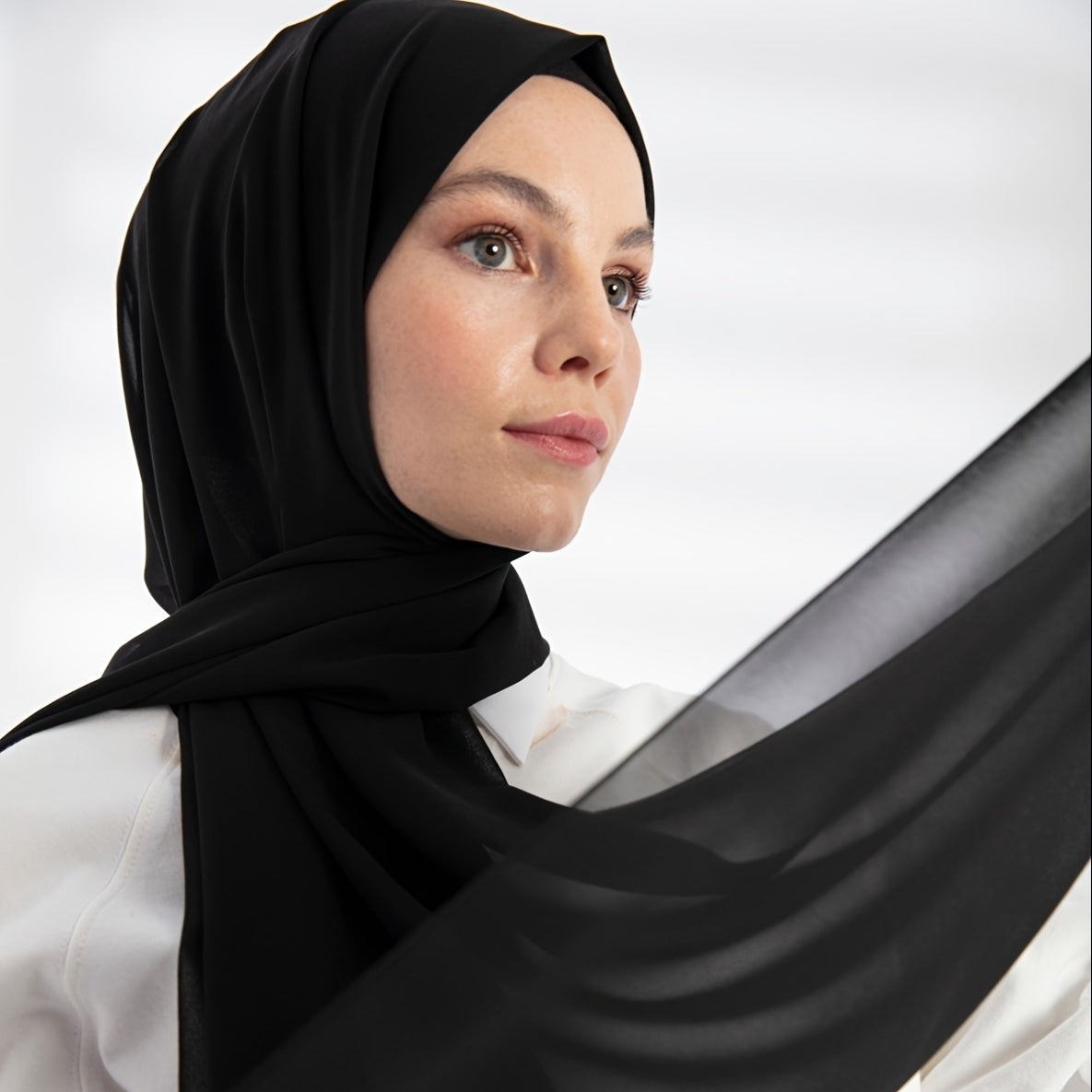 Ayollarning nafas oladigan chiffon hijabi, toza marjon bezaklari, Ramazon uchun qulay