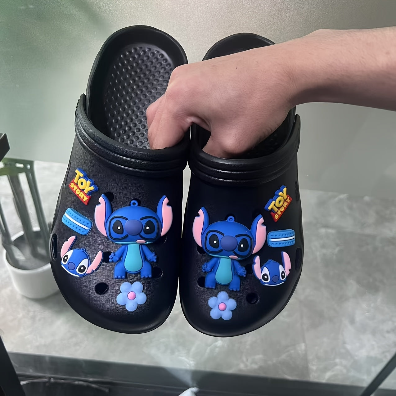 Unisex EVA Clogs Summer Slip-On Sandals Non-Slip Thick Sole Beach Shoes