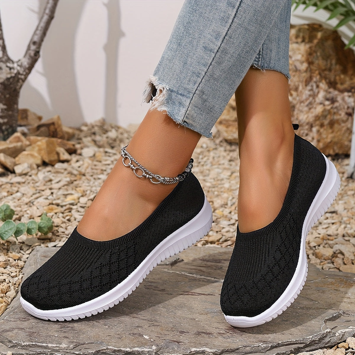 Ayollar uchun nafas oladigan slip-on sport poyabzali, kundalik yurish uchun mato ustki qismi, PU taglik