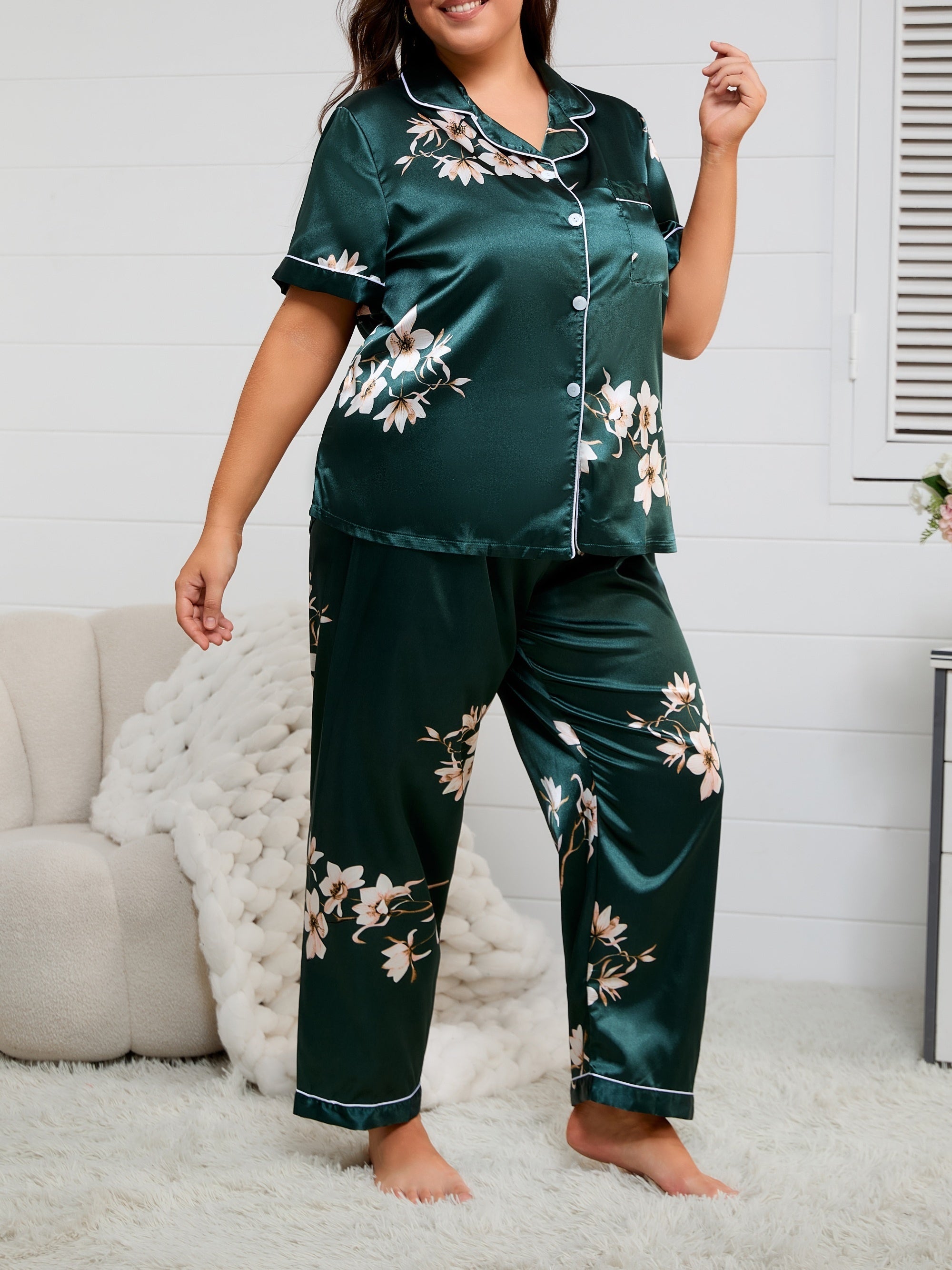 Rang-barang gullli pijama to'plami, kattalar uchun, barcha mavsumlar, katta o'lchamlar, qisqa qo'lqop