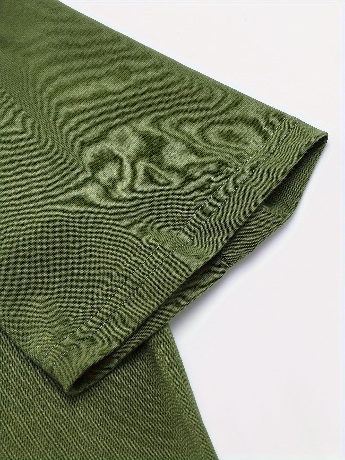 Yozgi ochiq havoda faoliyatlar uchun erkaklar uchun 100% paxtadan tayyorlangan tekis futbolka.