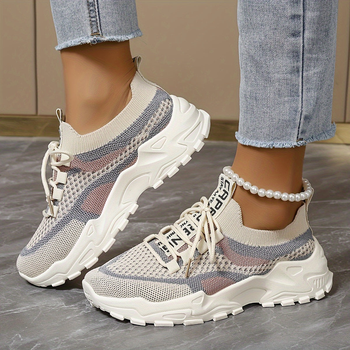 Women’s Color-Block Woven Sneakers Breathable Fabric Lightweight Running Shoes