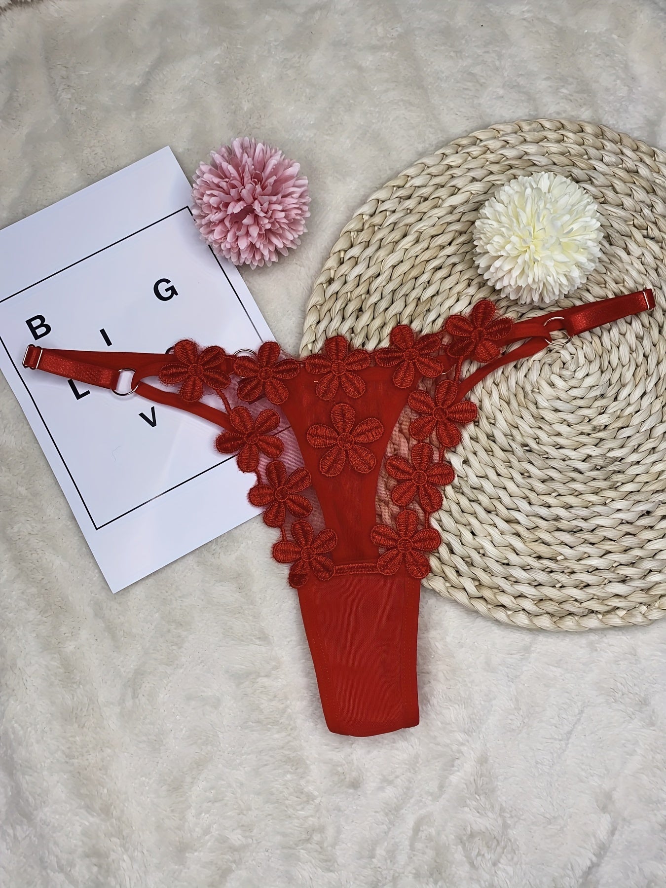 Gul naqshli shaffof tanga, ayollar uchun jozibali ichki kiyim.