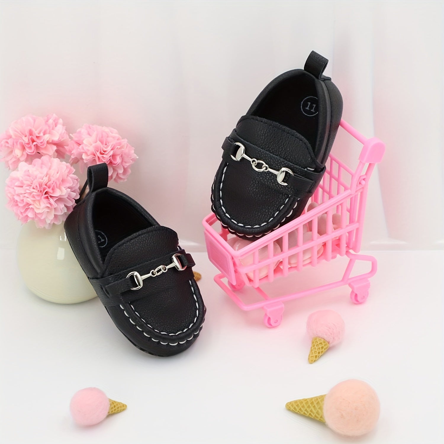 Kichkina bolalar va chaqaloqlar uchun ichki va bayram poyabzali, bir xil rangli PU mato, osongina kiyinadigan, har mavsum uchun qulay