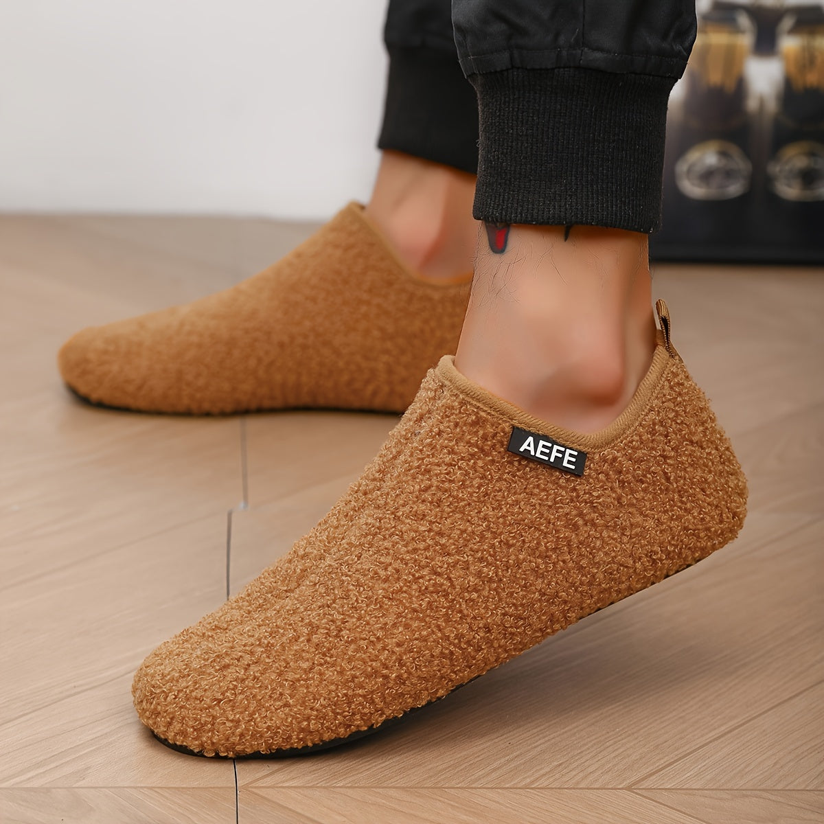 Men's Casual Slippers with Breathable Fabric Upper and Non-Slip Rubber Sole