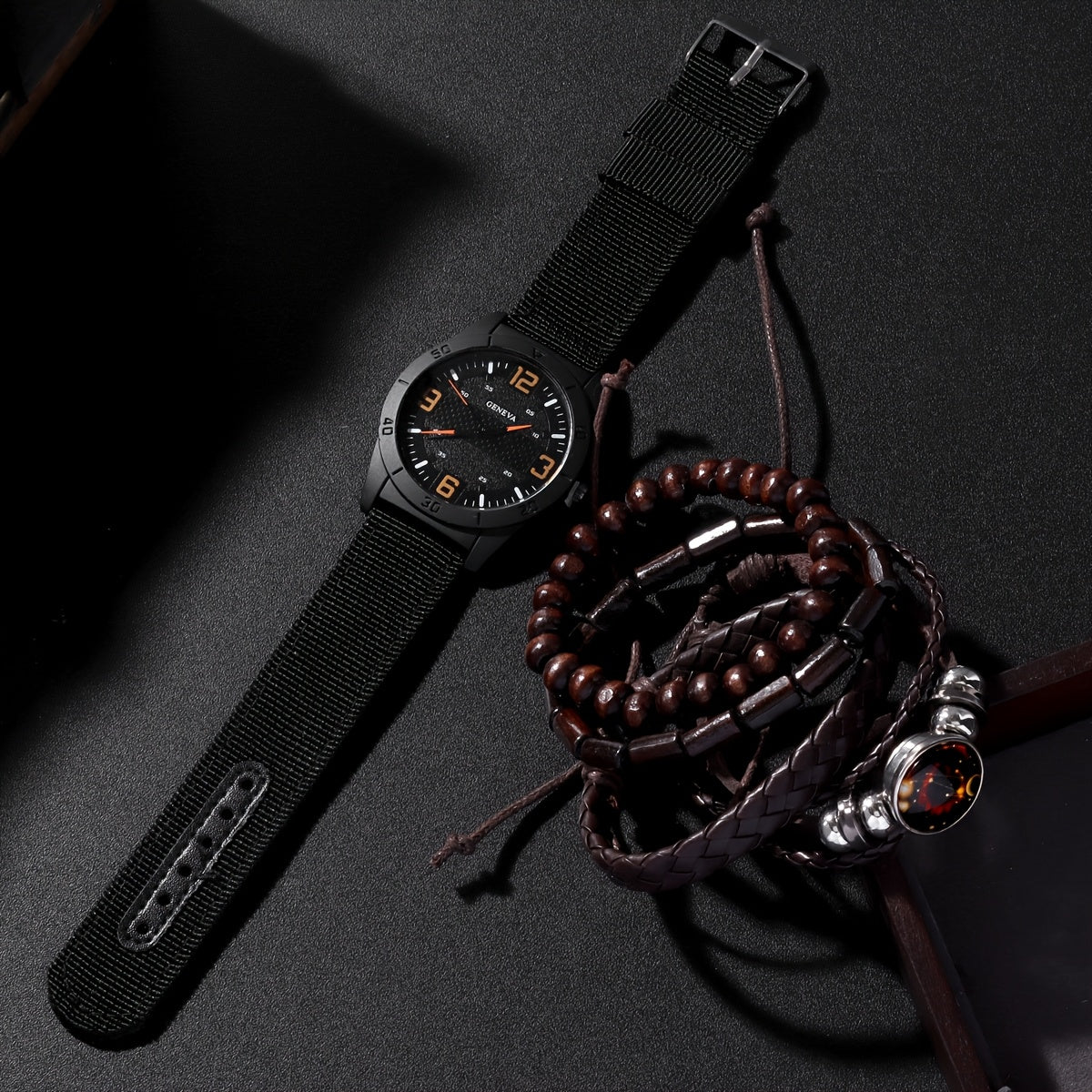 Men's Vintage Quartz Wristwatch Set with Round Dial Alloy Case Canvas Strap Wooden Bead Bracelet