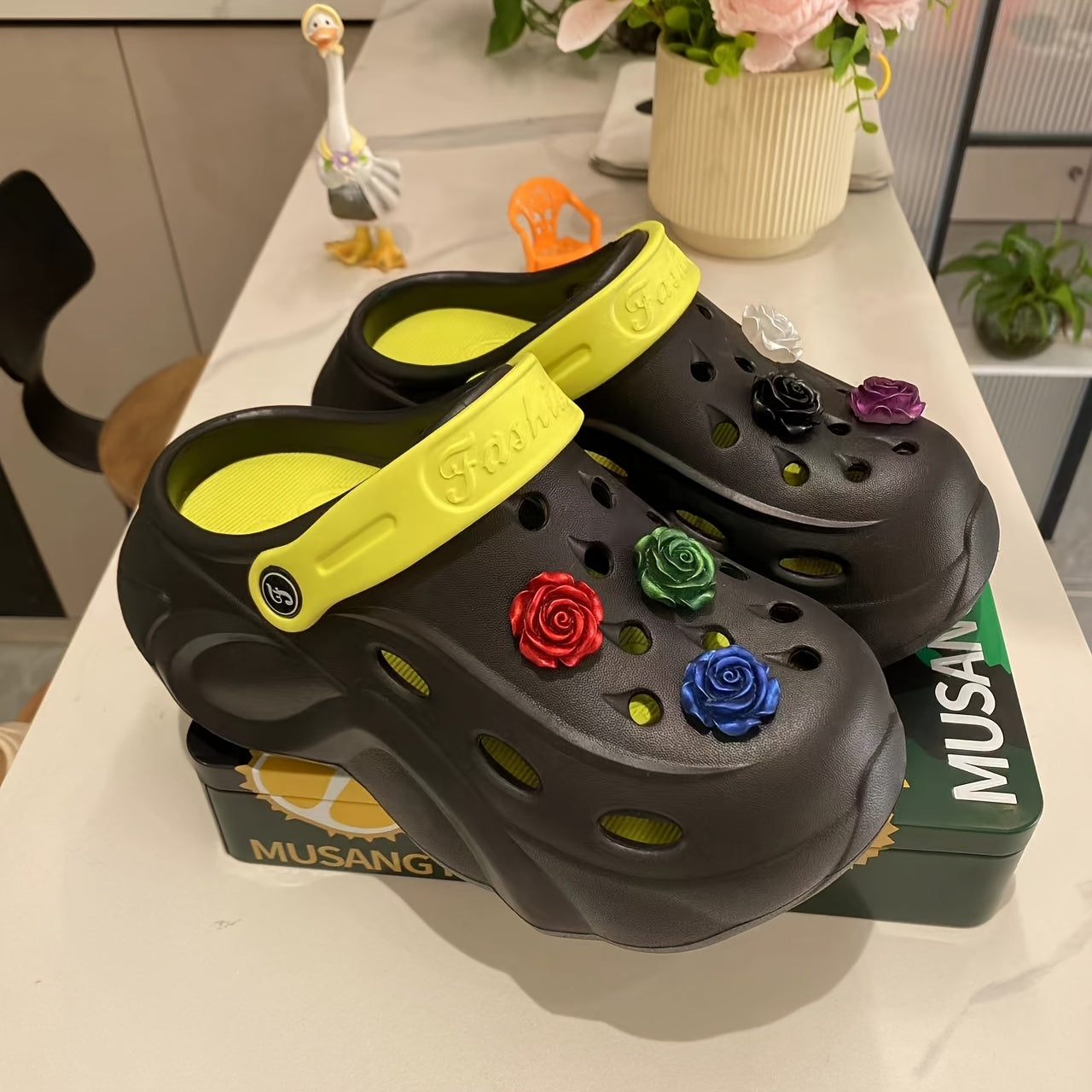 Women's Breathable EVA Clogs with 3D Rose Design, Platform Heel, Indoor Outdoor