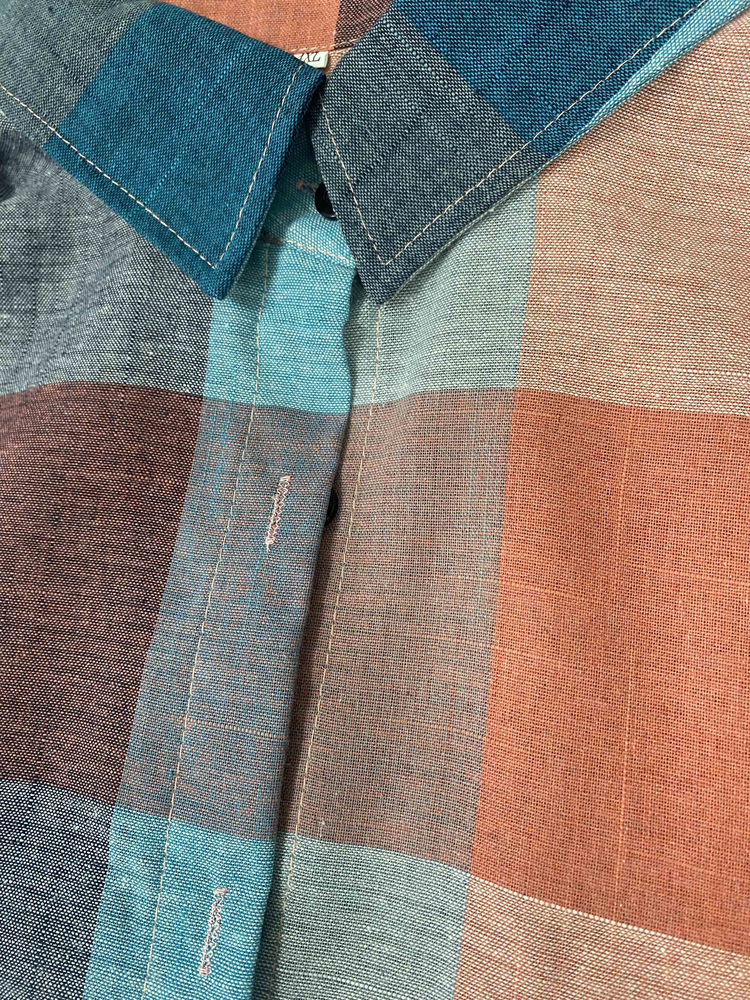 Plus Size Women's Casual Checkered Shirt Longline Button-Up Navy White Grid