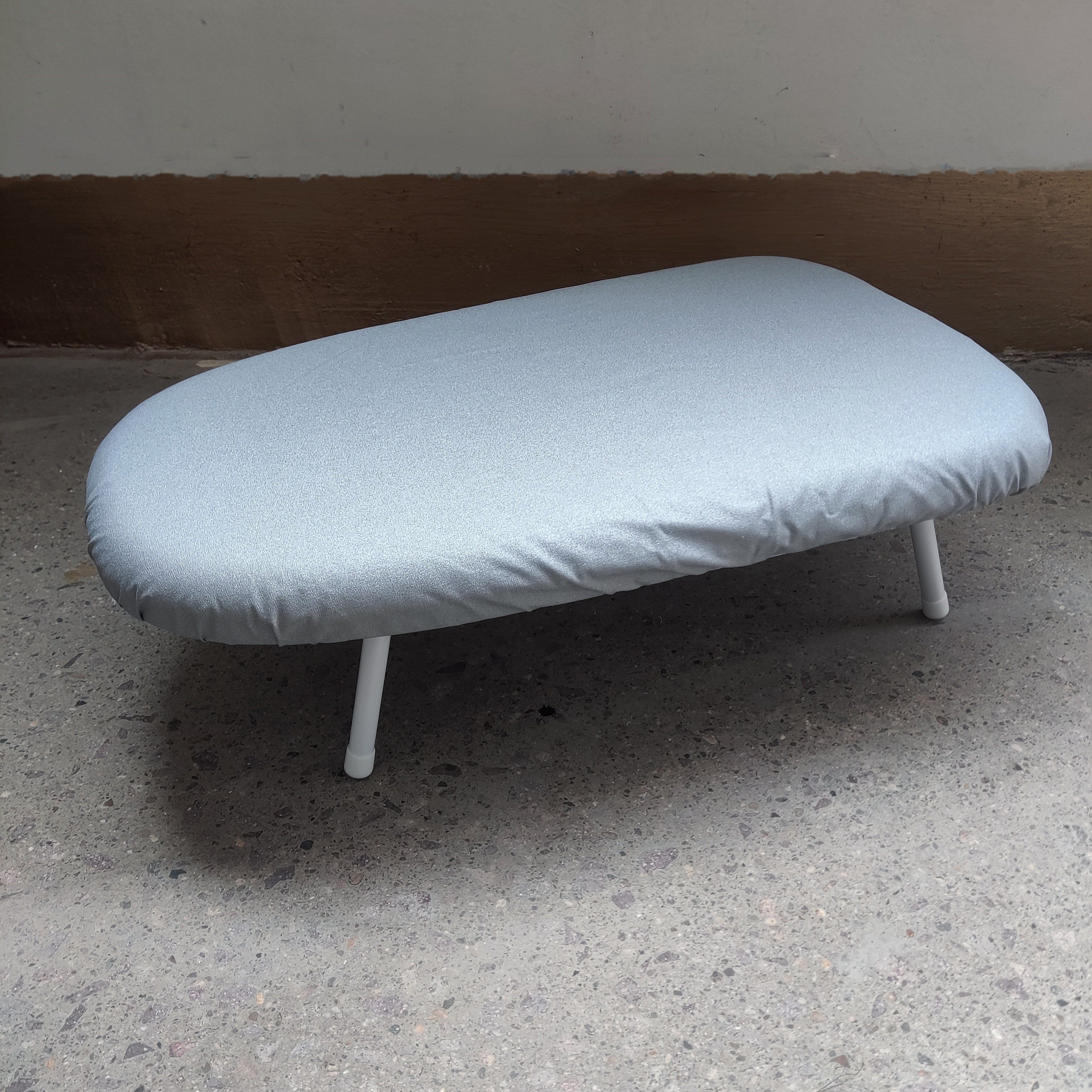 Small Plaid Pattern Tabletop Ironing Board Durable Plastic Space-Saving Compact