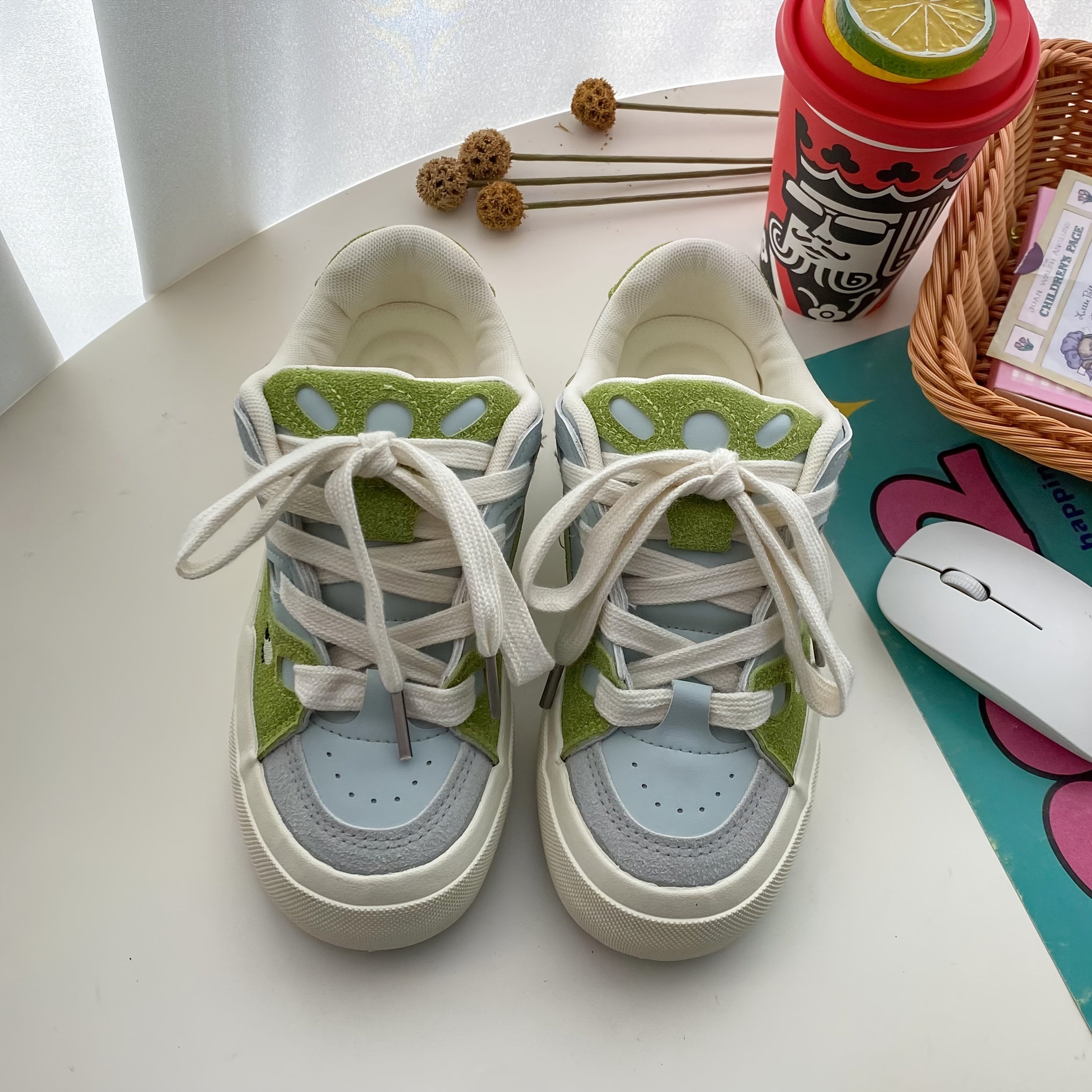 Women's Spring Low-Top Round Toe Lace-Up Casual Shoes