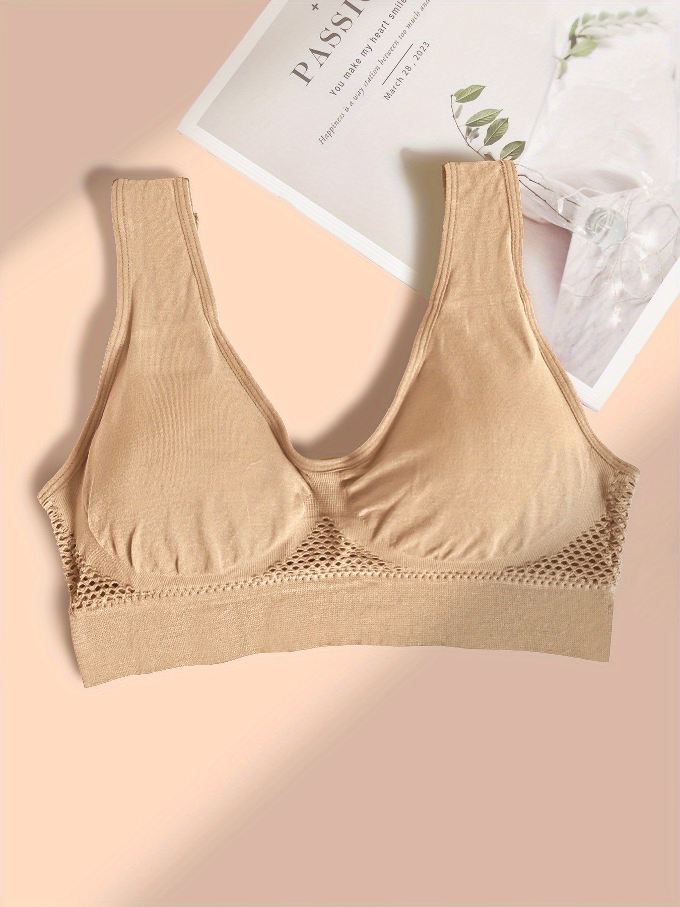 Plus Size Sports Bra Solid Color No Underwire Breathable Yoga Fitness Running