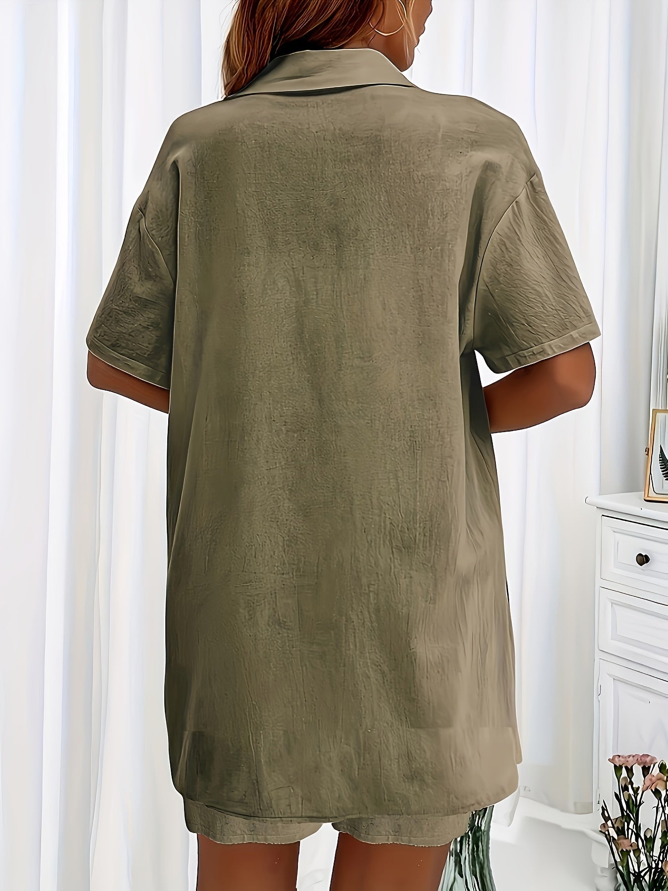 Conjunto casual de dos piezas para mujer de poliéster, camisa de botones y pantalones cortos con cordón