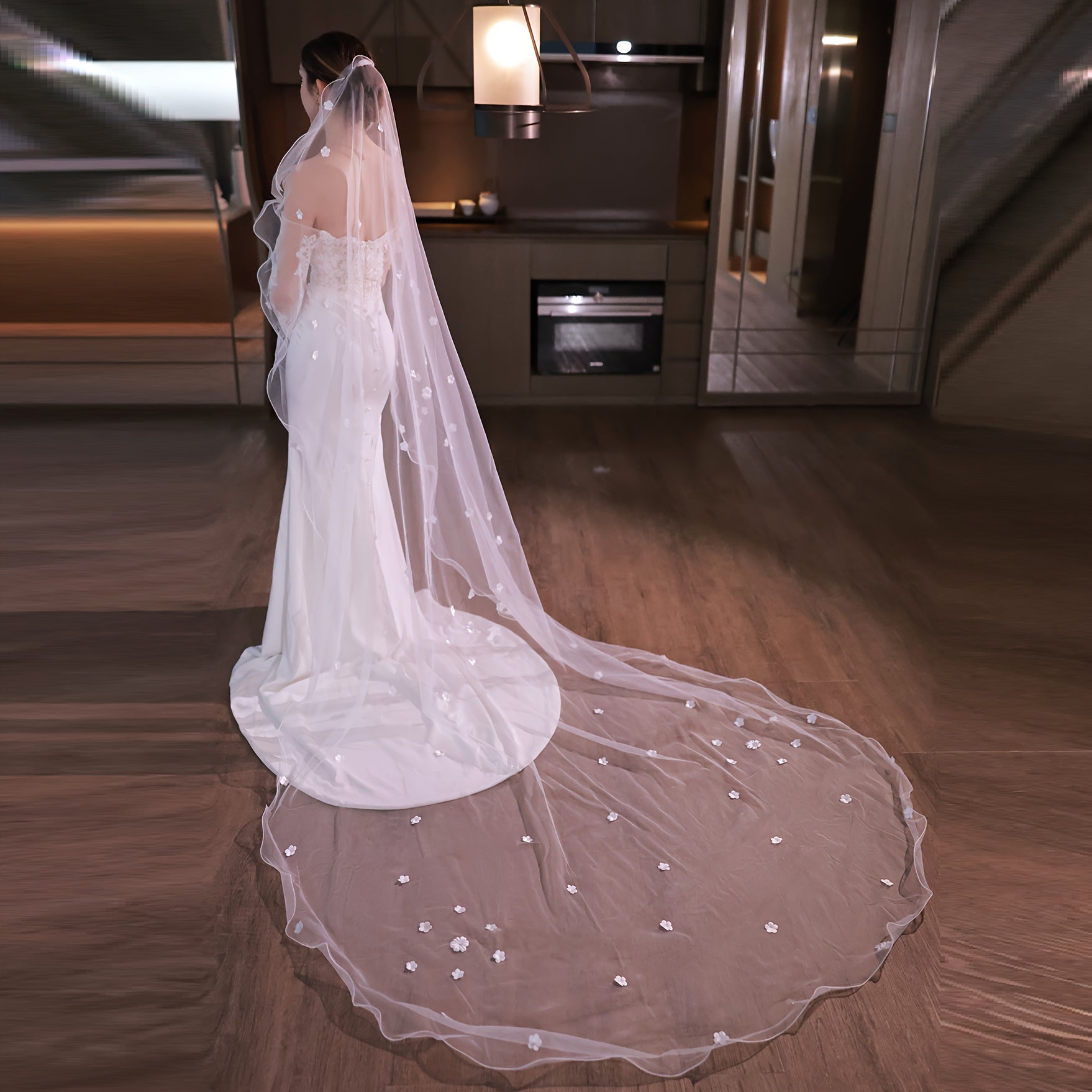 Elegant Bridal Veil with Romantic Princess Theme Polyester Fiber for Weddings and Events