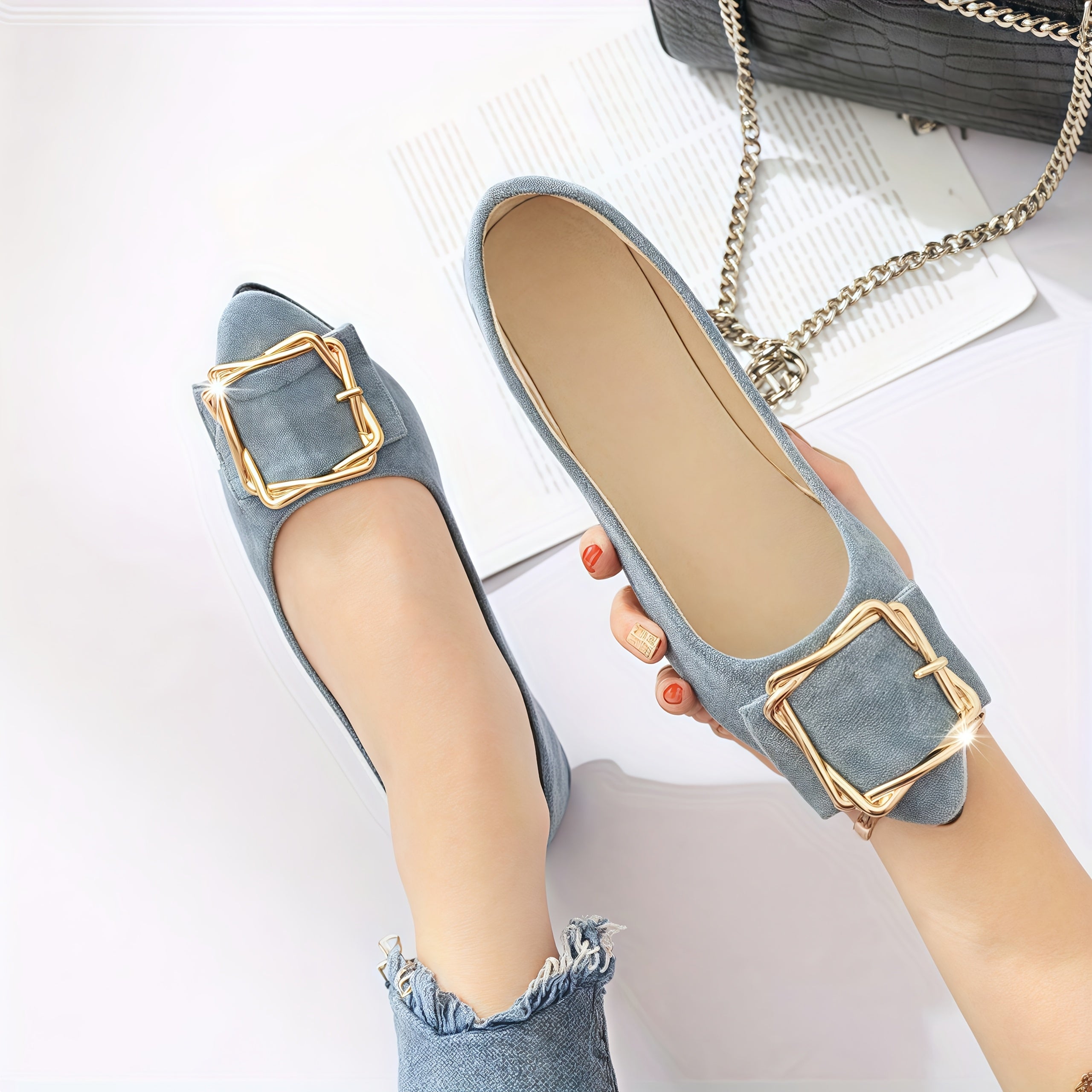 Women's Slip-On Flats Pointed Toe Breathable Casual Shoes