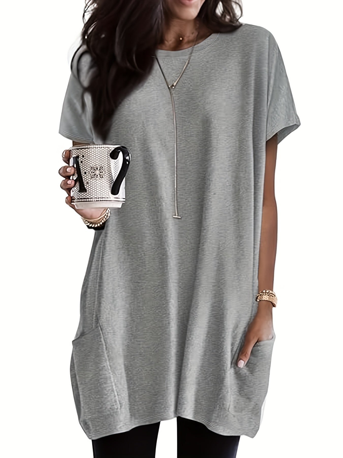 Ayollar uchun kundalik paxta qisqa ko'ylakli futbolka to'plami, cho'ntaklar bilan, uchta qism