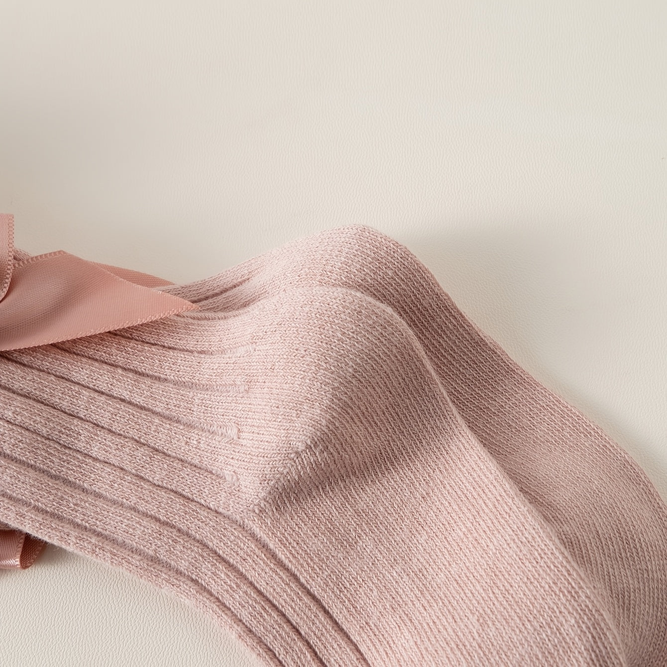 Yoshlar uchun 3-dona yumshoq paxta aralashmasidan tayyorlangan bowknot kolgotkalar, iliq, nafas oladigan va chiroyli chiziqli kolgotkalar.