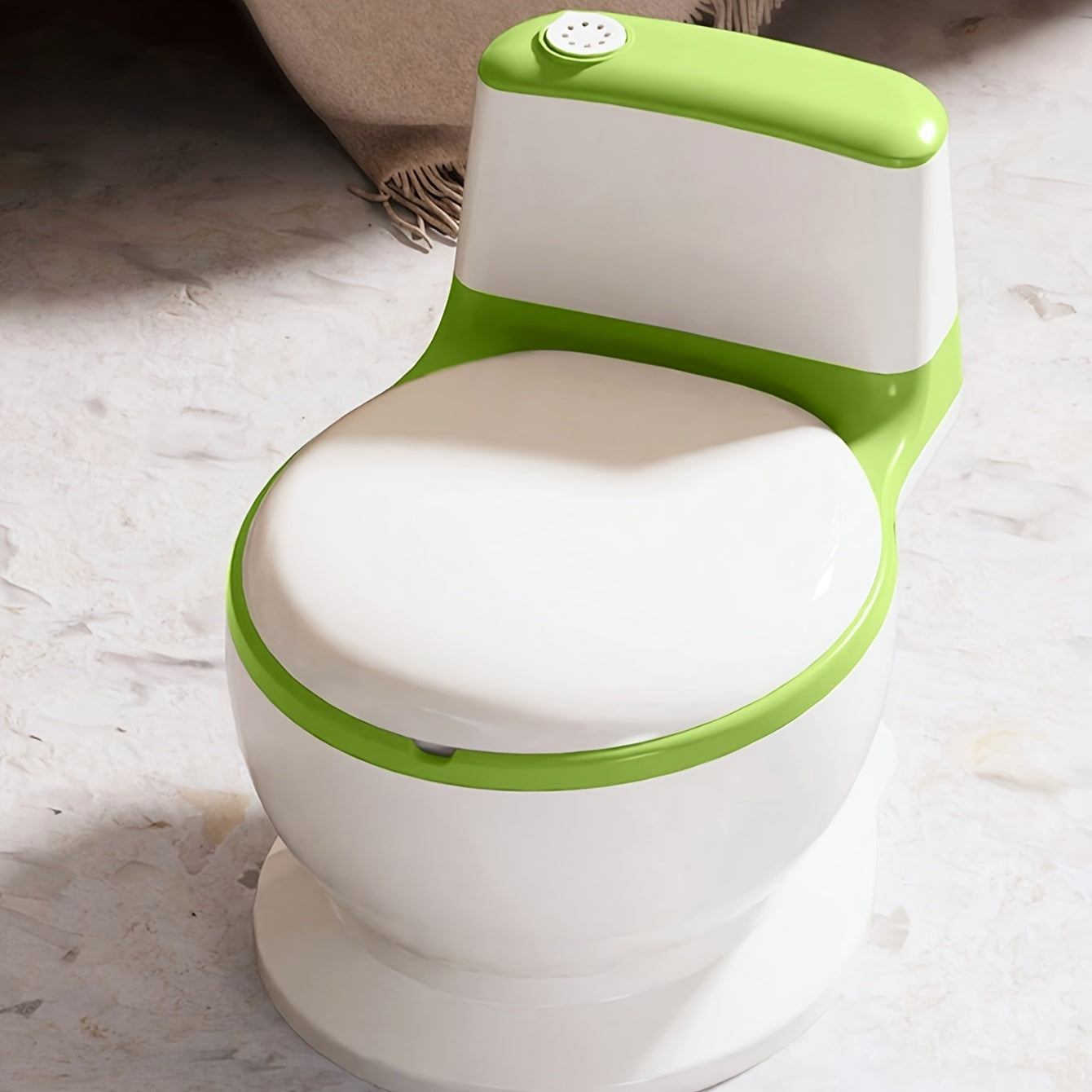 Katta o'lchamdagi bolalar uchun potty o'qitish tualet o'rindig'i aralash ranglarda, kichkintoylar uchun ideal. Plastik materialdan tayyorlangan.