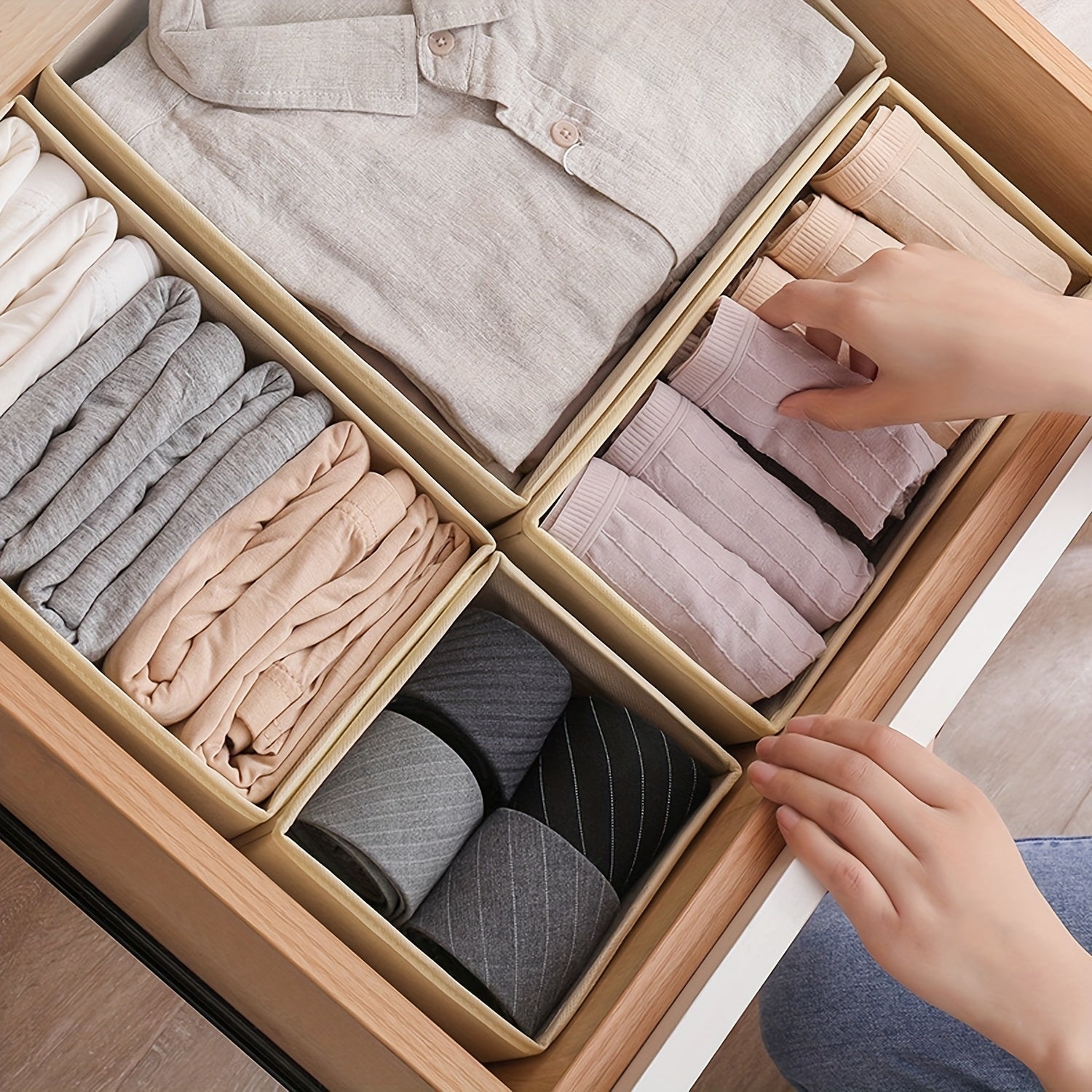 6-to'plamlik bukadigan mato kiyim-kechak saqlash tashkilotchilari qutilari, choyshablar va ichki kiyimlar uchun chizmalari bilan