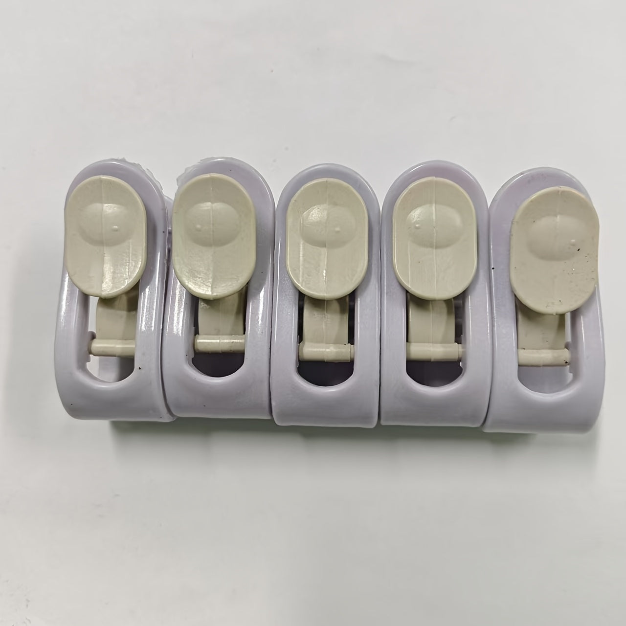 Set of 5 Non-Slip Duvet Clips Polypropylene Blanket Holders for Clothes Curtains Socks