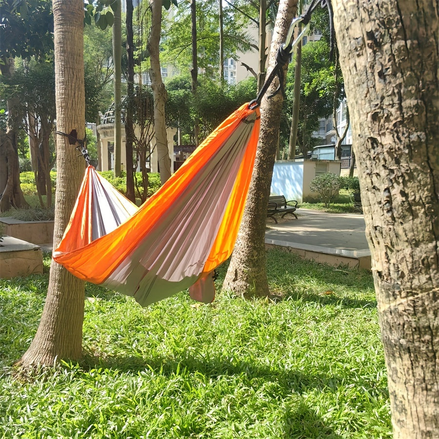 Yengil naylon parashyut matosidan tayyorlangan bitta kamping g'ildiragi, ochiq havoda sarguzashtlar va plyaj sayohatlari uchun mukammal, 199.58 KG gacha yuk ko'taradi.