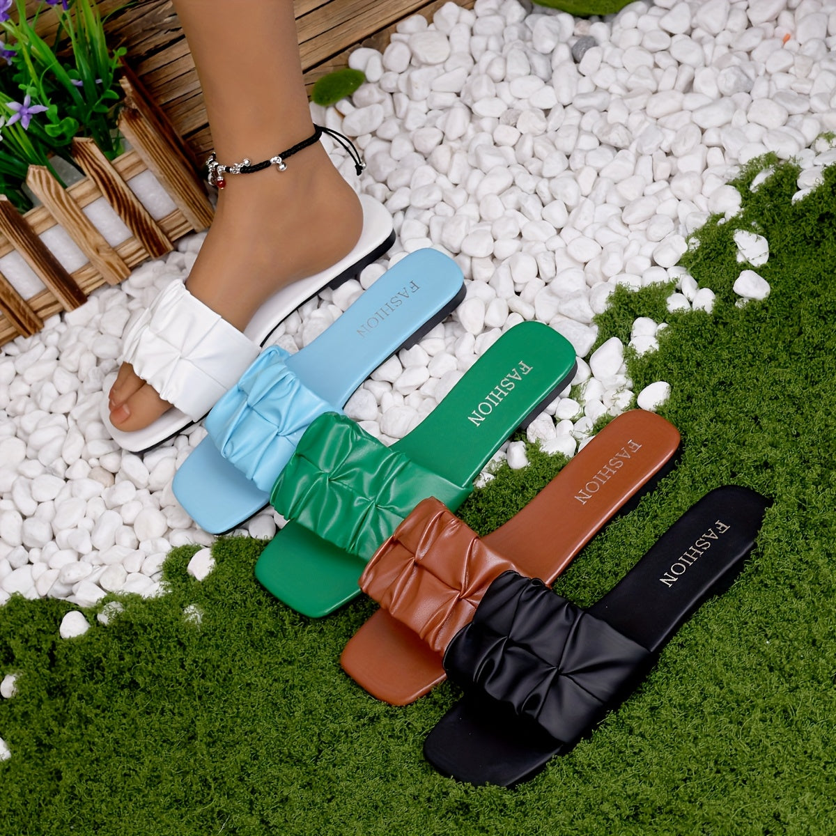 Women's Summer Elegant Slip-On Flats Beige Floral Open Toe Casual Sandals