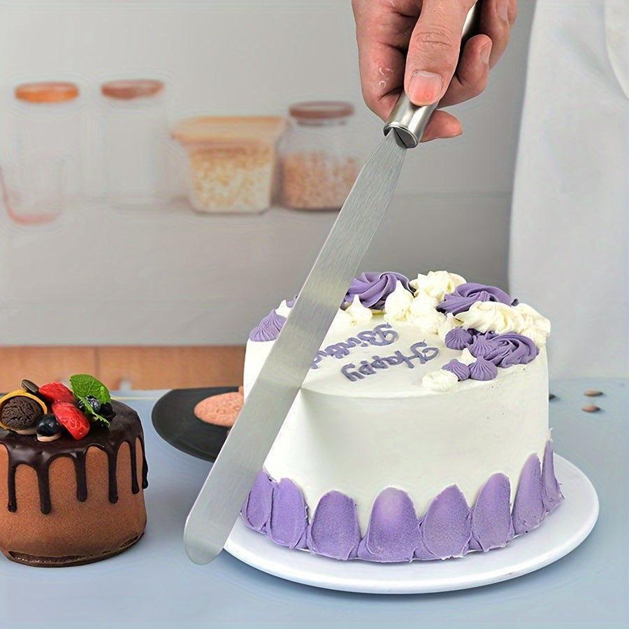 Buxoro po'latdan tayyorlangan tortni tozalash uchun to'g'ri va egilgan chetlar bilan to'plam