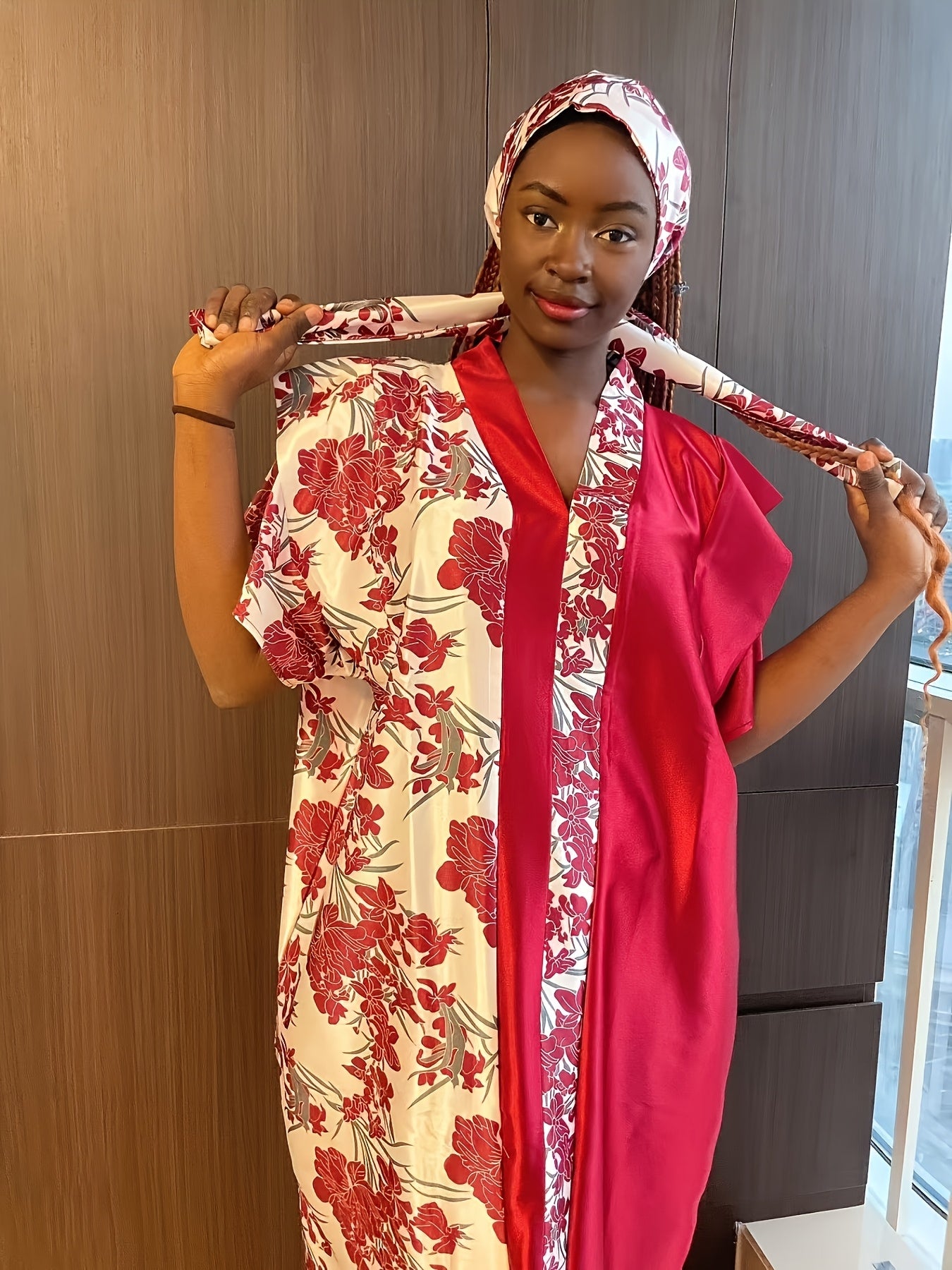 Ayollar uchun katta o'lchamli V-shakllı sequin uzun kiyim, erkin fit, barcha fasllar